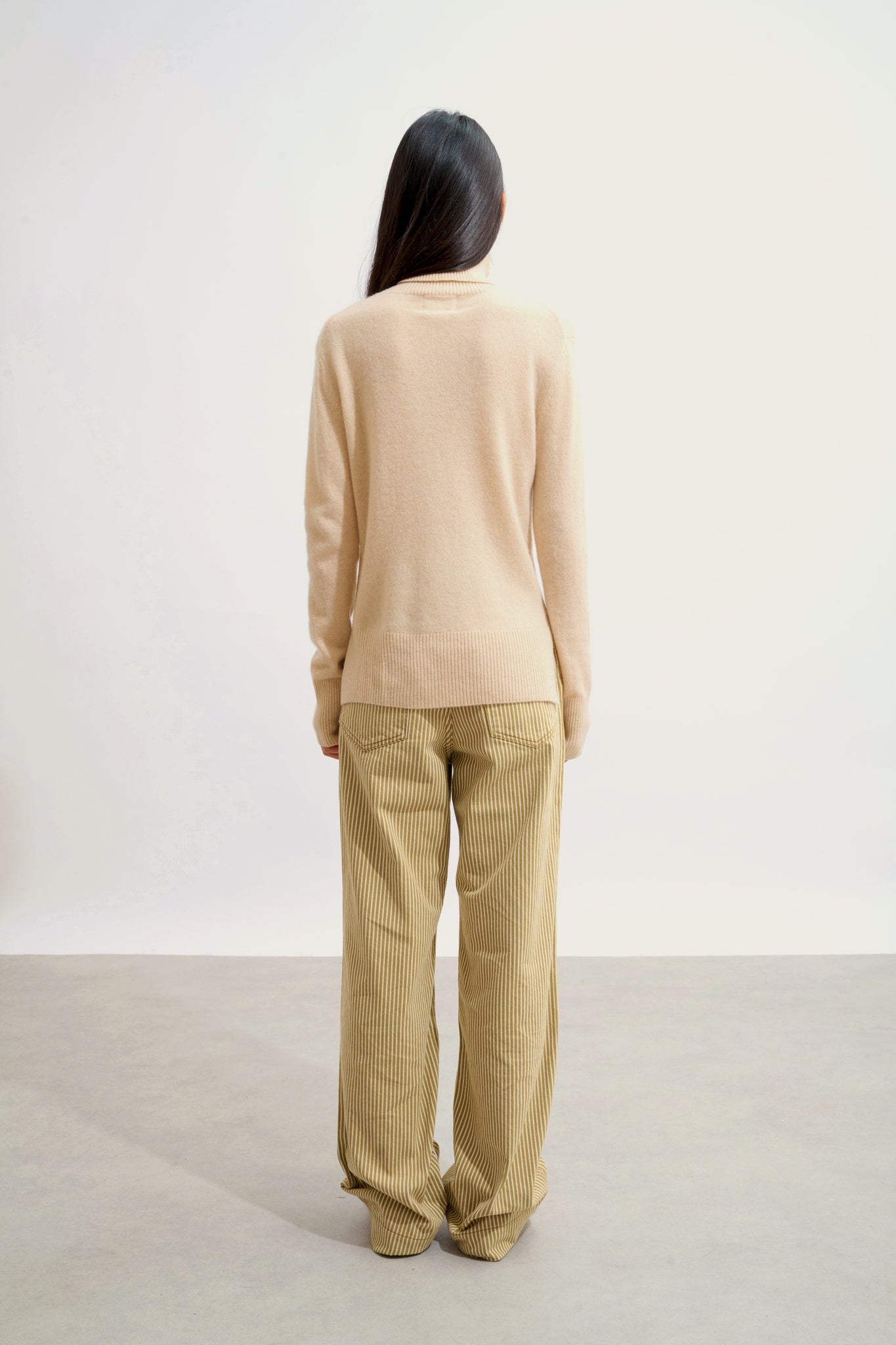 FORNET turtleneck sweater sand 100% cashmere