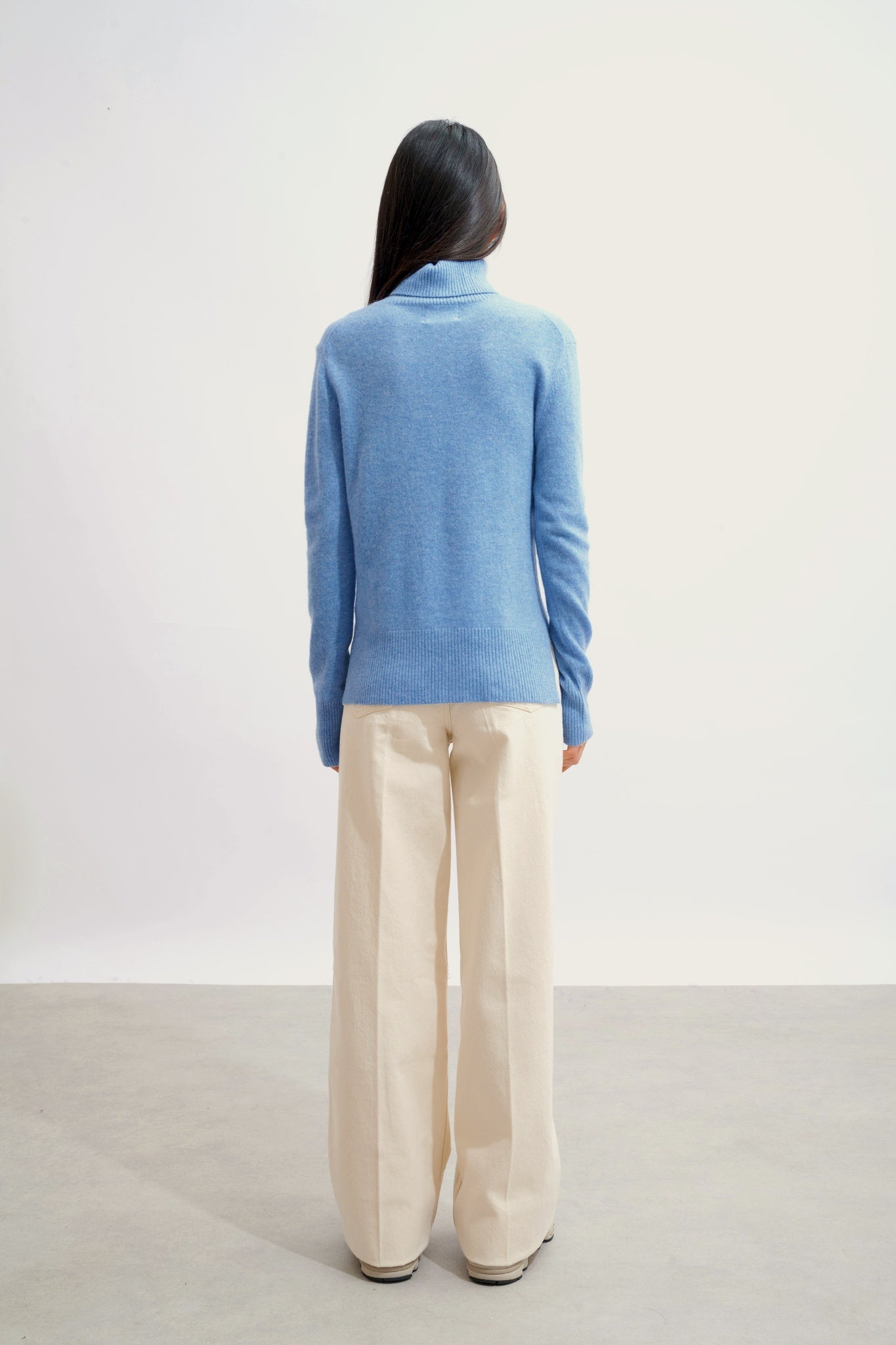 FORNET pull col roulé sky 100% cachemire