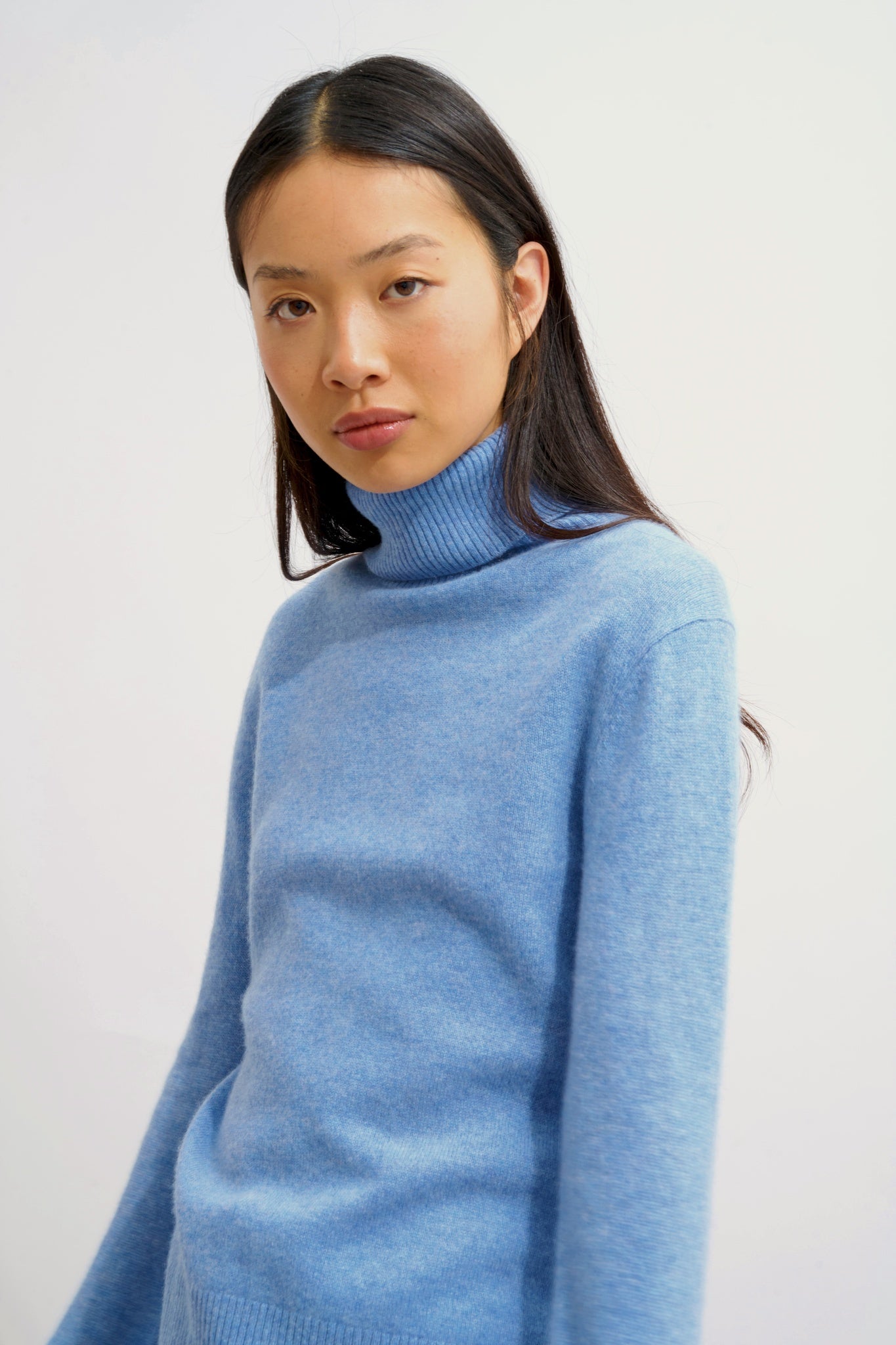 FORNET pull col roulé sky 100% cachemire