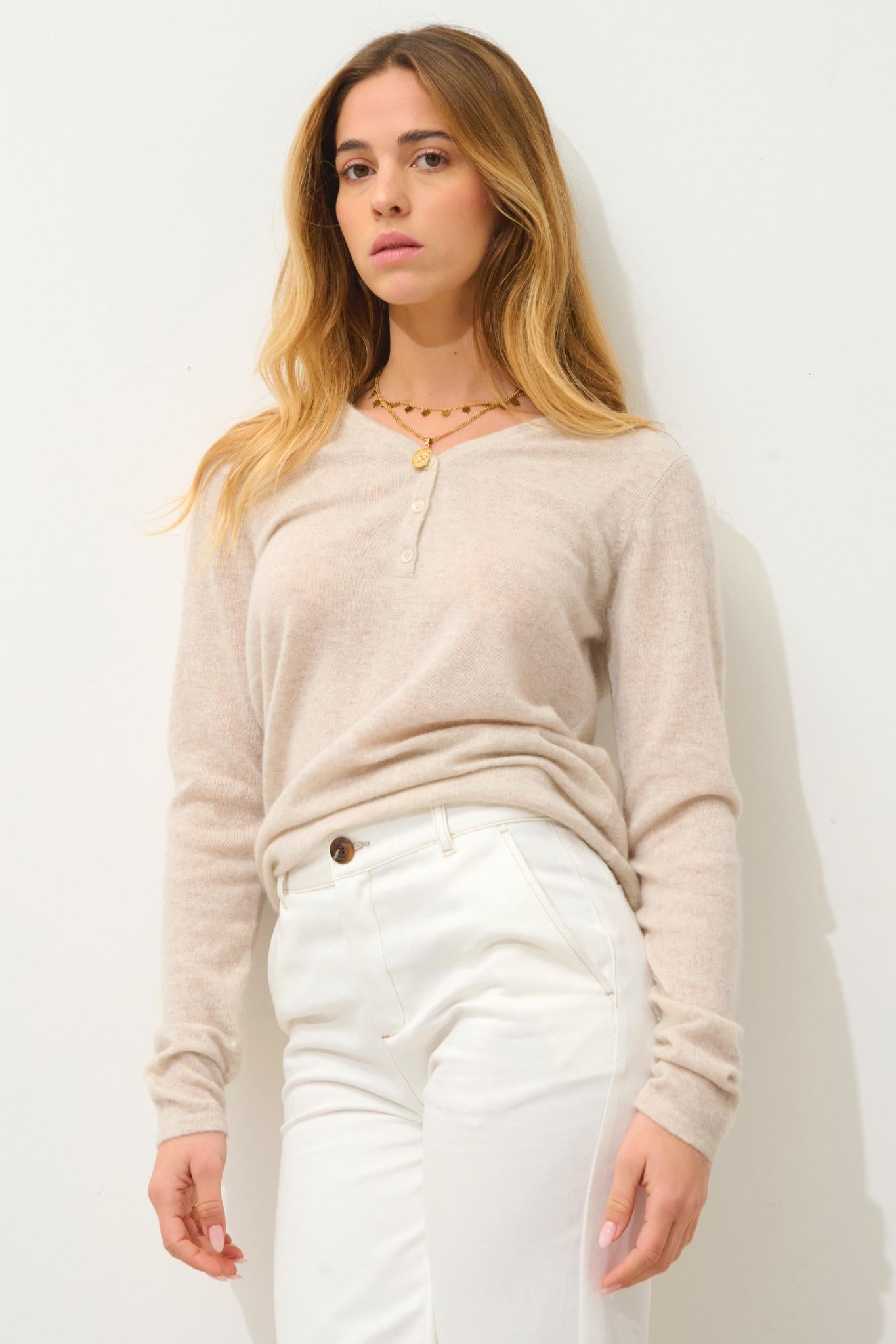 GABLE pull col v boutonné beige chiné 100% cachemire