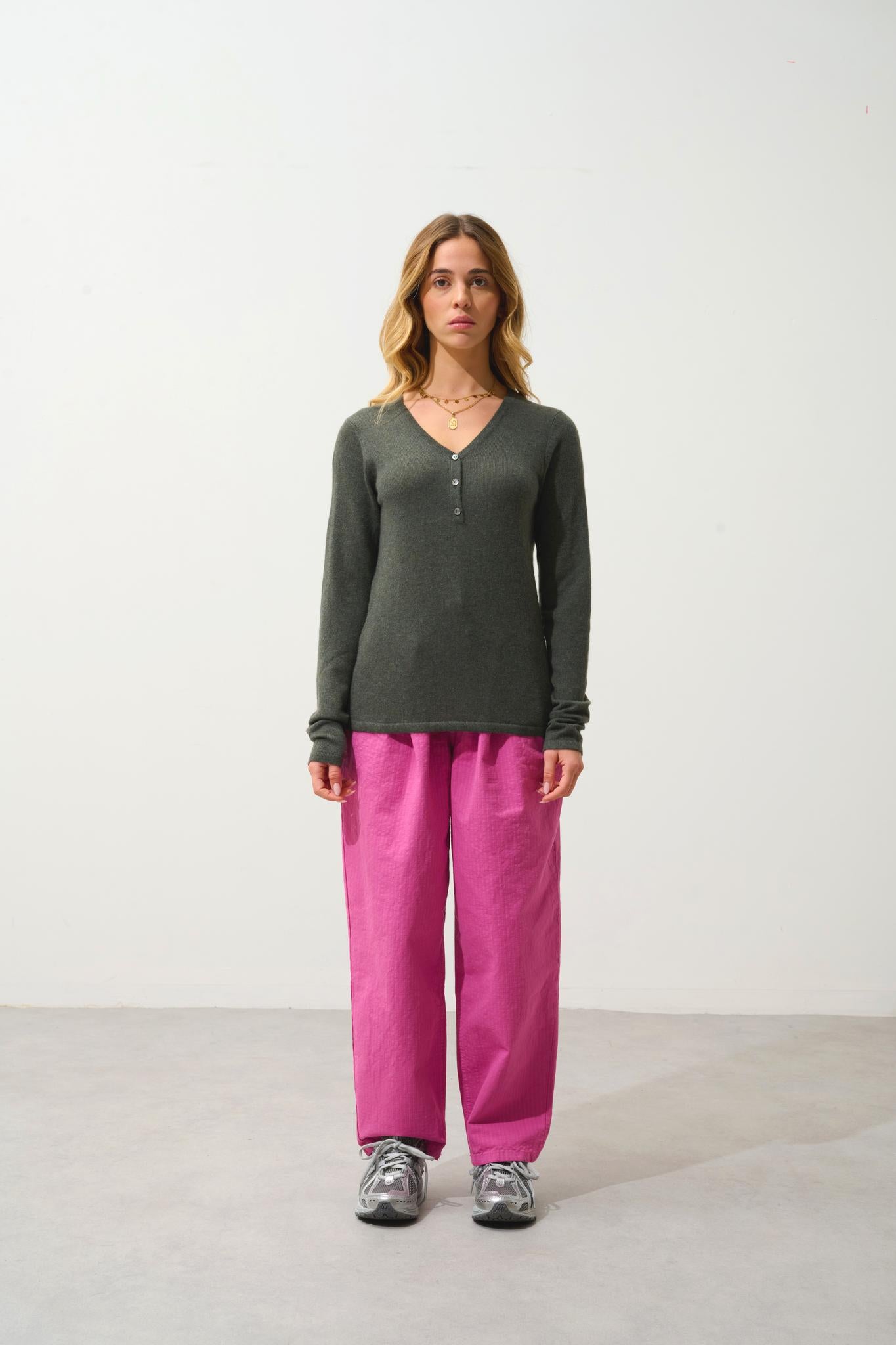 GABLE pull col v boutonné kaki chiné 100% cachemire