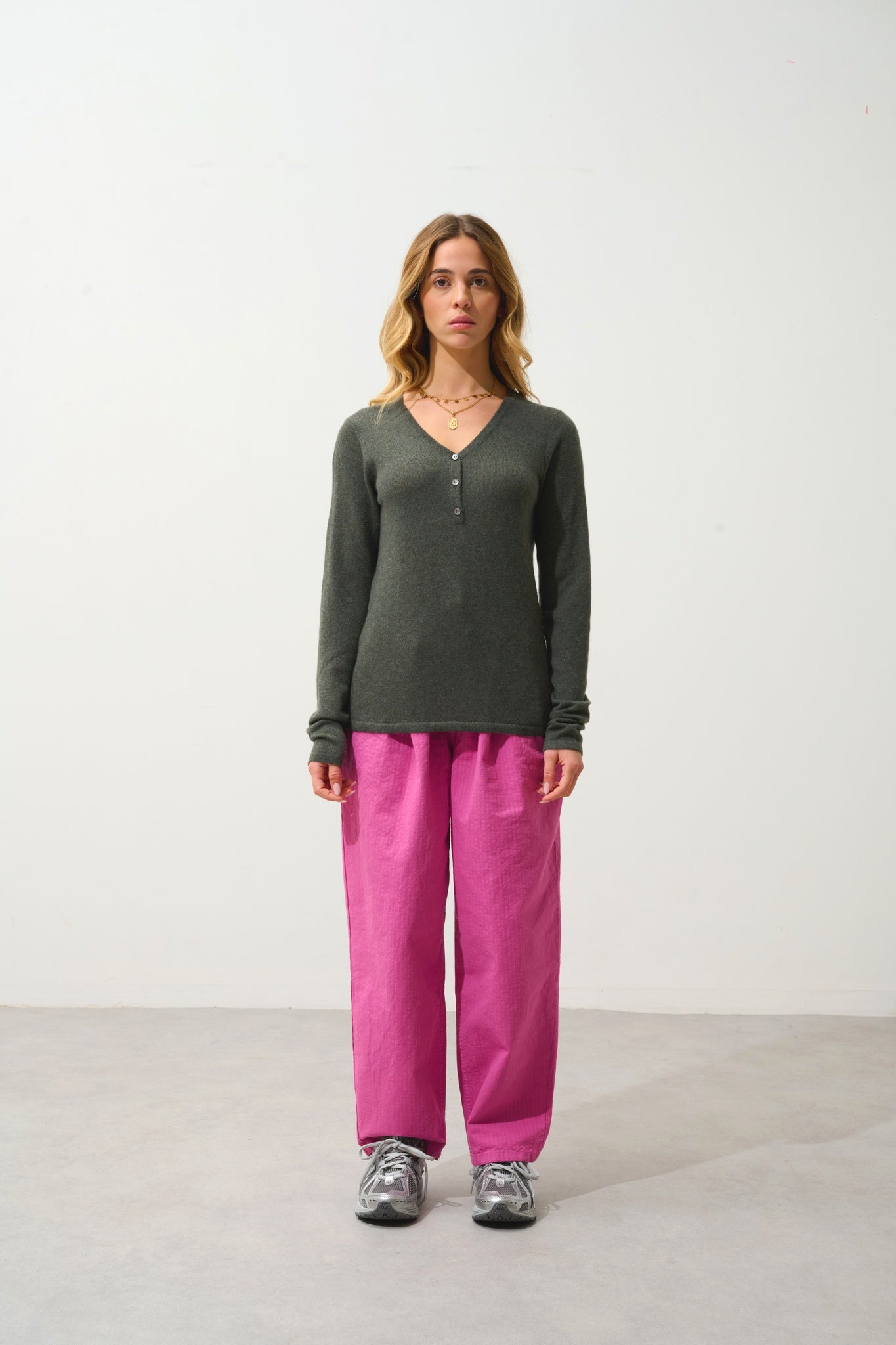 GABLE pull col v boutonné kaki chiné 100% cachemire