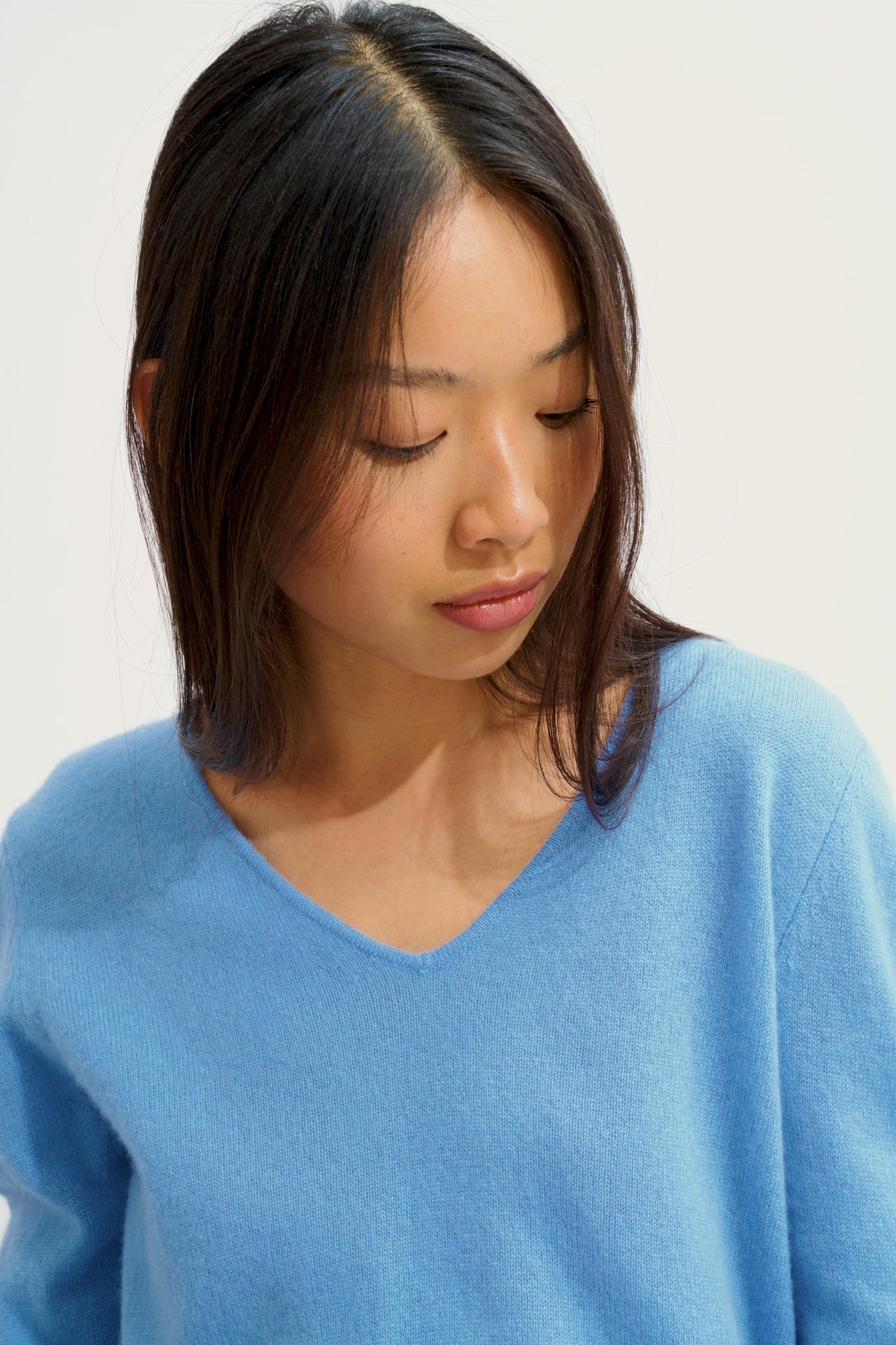 GALISE baby blue v-neck sweater 100% cashmere