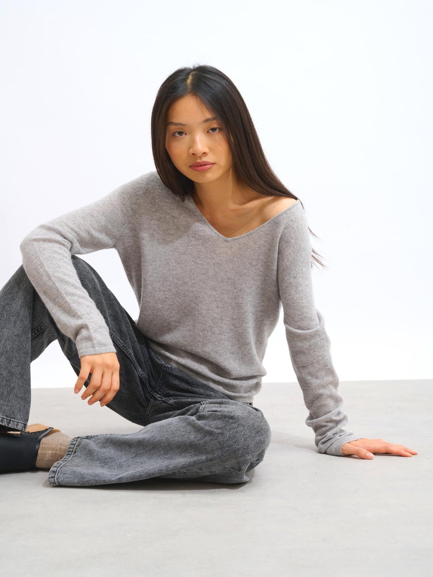 GALISE Pullover mit V-Ausschnitt wolkig meliert 100% Kaschmir