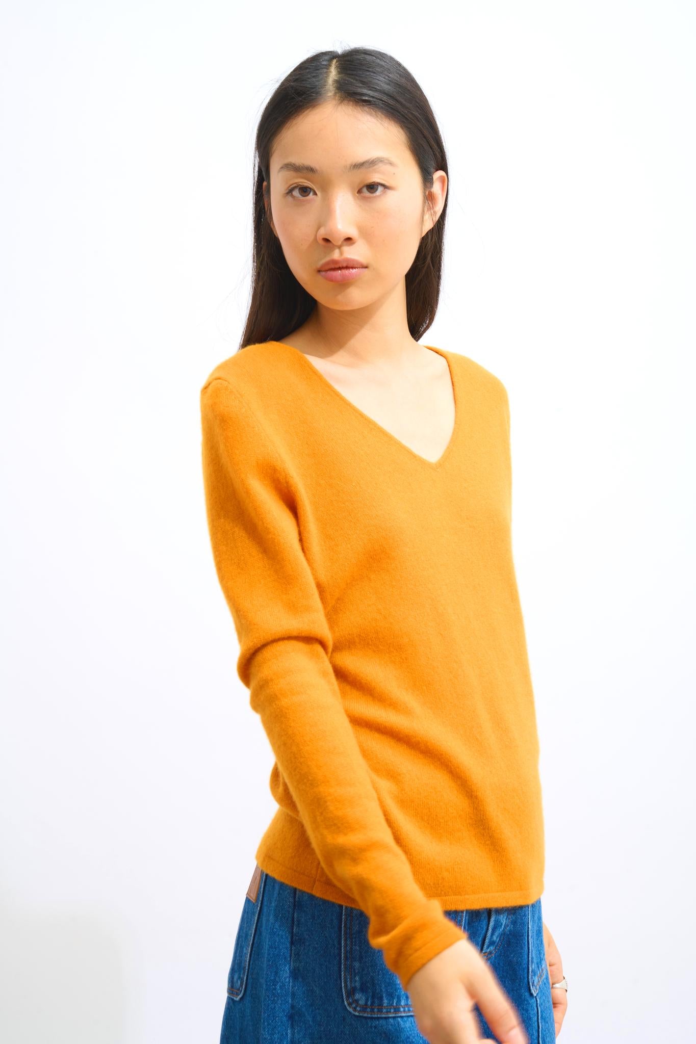 GALISE Pullover mit V-Ausschnitt in Ocker 100% Kaschmir