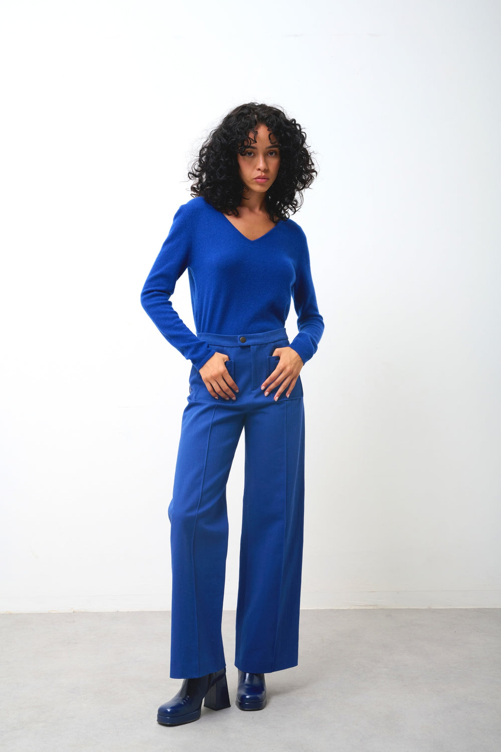 GALISE Pullover mit V-Ausschnitt ultramarin 100% Kaschmir