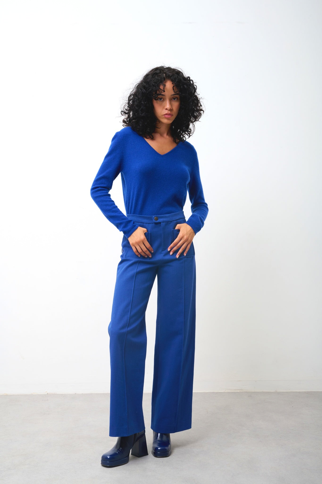 GALISE Pullover mit V-Ausschnitt ultramarin 100% Kaschmir