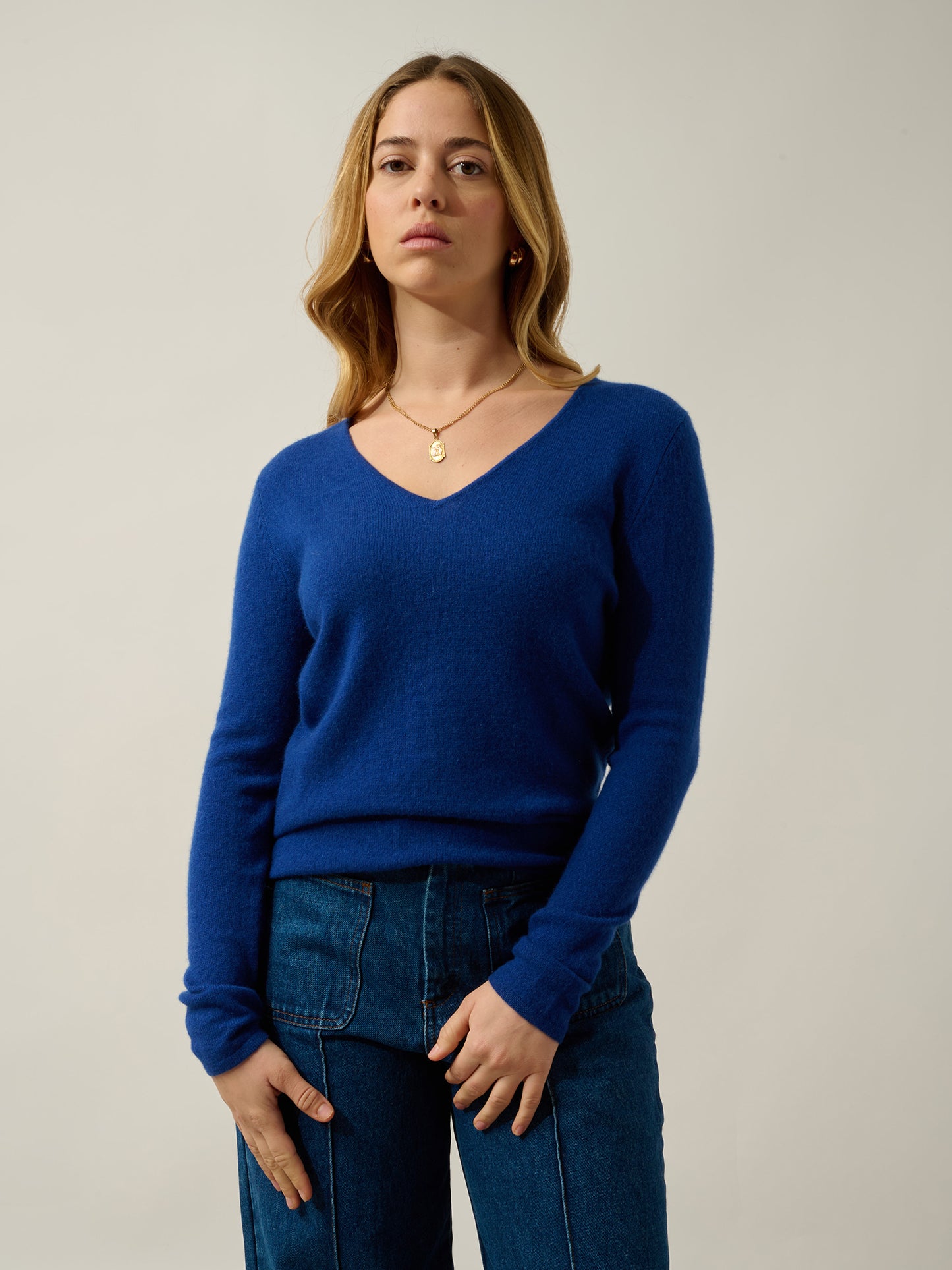 GALISE Pullover mit V-Ausschnitt ultramarin 100% Kaschmir