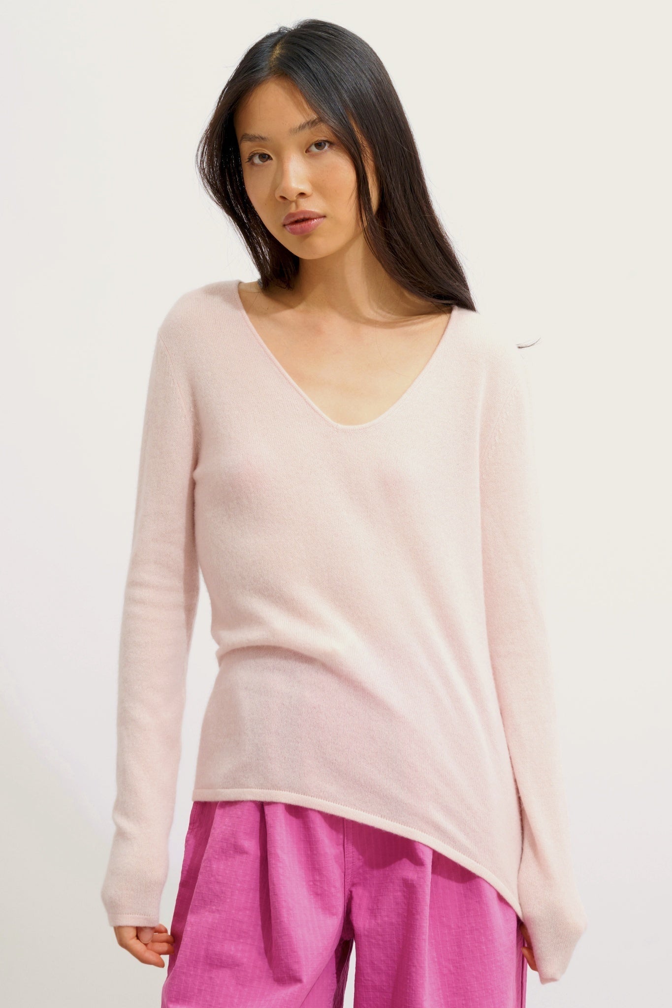 GALISE v-neck sweater powder 100% cashmere