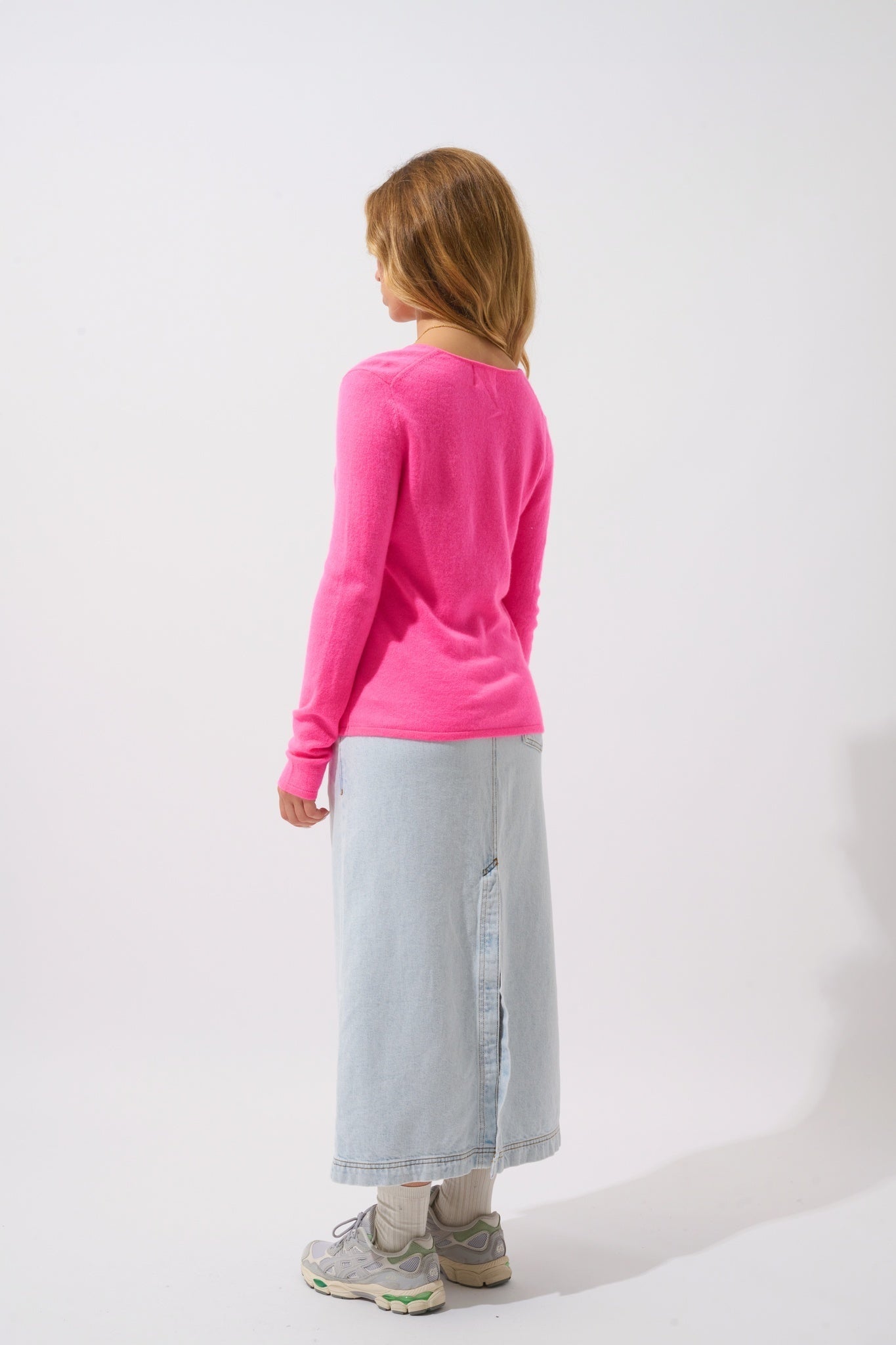 GALISE Pullover mit V-Ausschnitt in Neonpink aus 100% Kaschmir