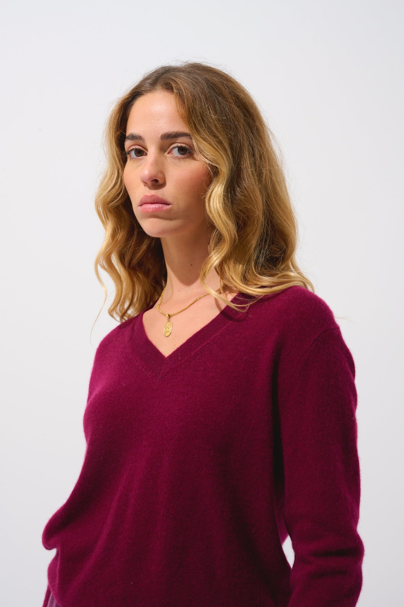 GARDORIA burgundy v-neck sweater 100% cashmere