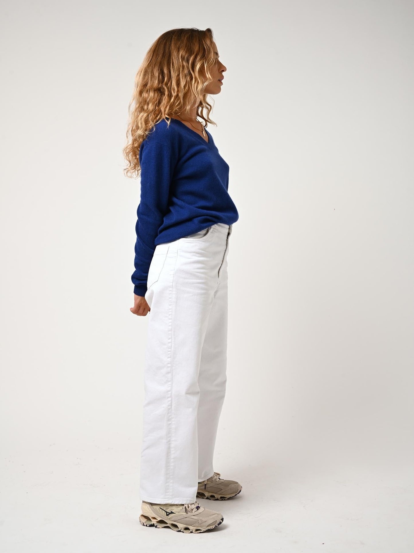 GARDORIA ultramarinblauer Pullover mit V-Ausschnitt, 100 % Kaschmir