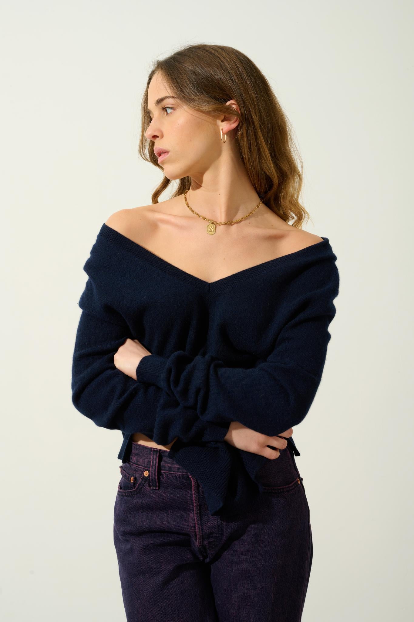 GIEGN pull col V devant et dos navy 100% cachemire