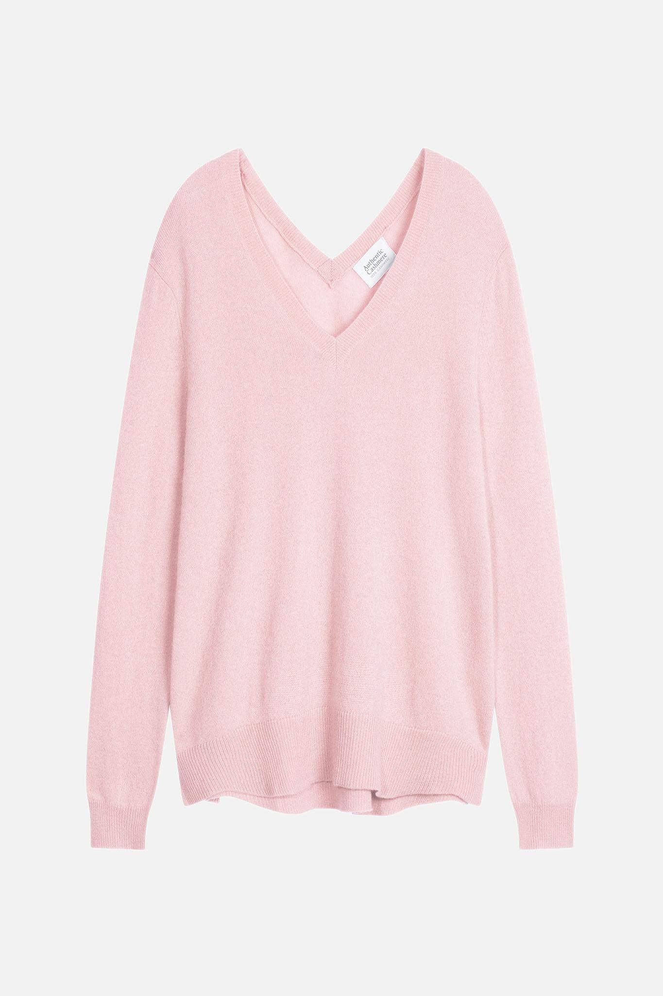 GIEGN v-neck sweater powder 100% cashmere