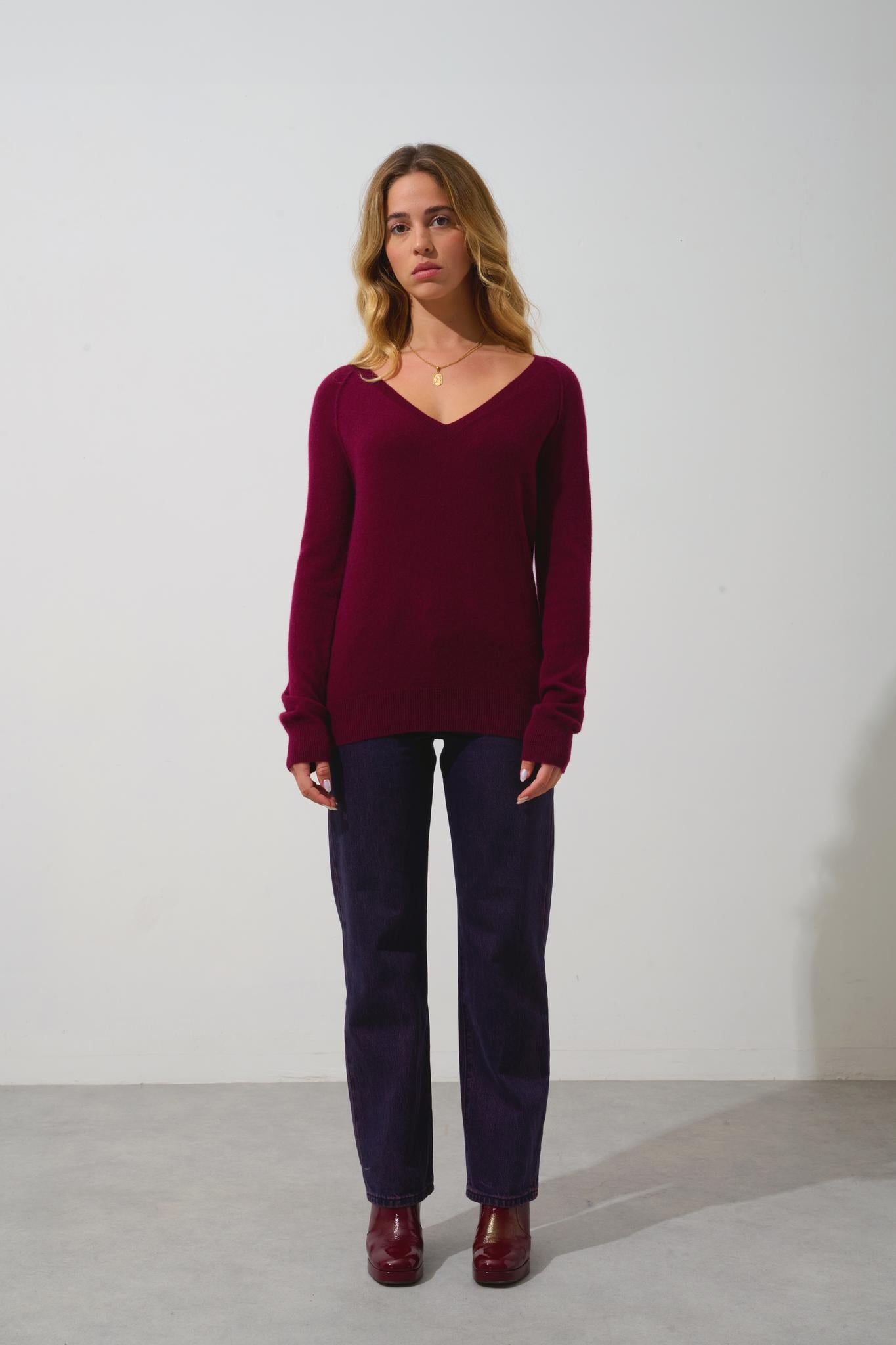 GIUSALET v-neck sweater burgundy 100% cashmere