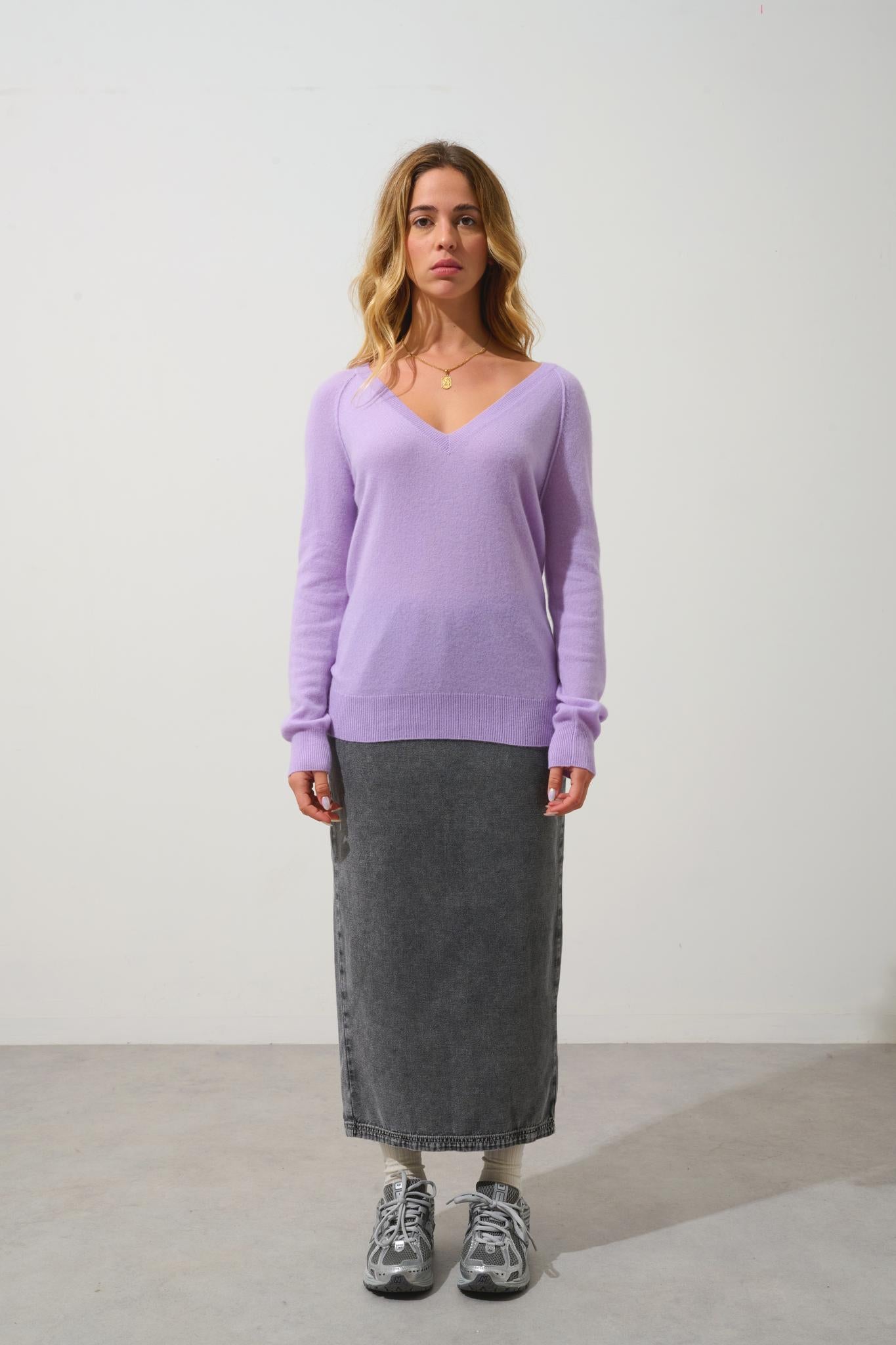 GIUSALET mauve v-neck sweater 100% cashmere