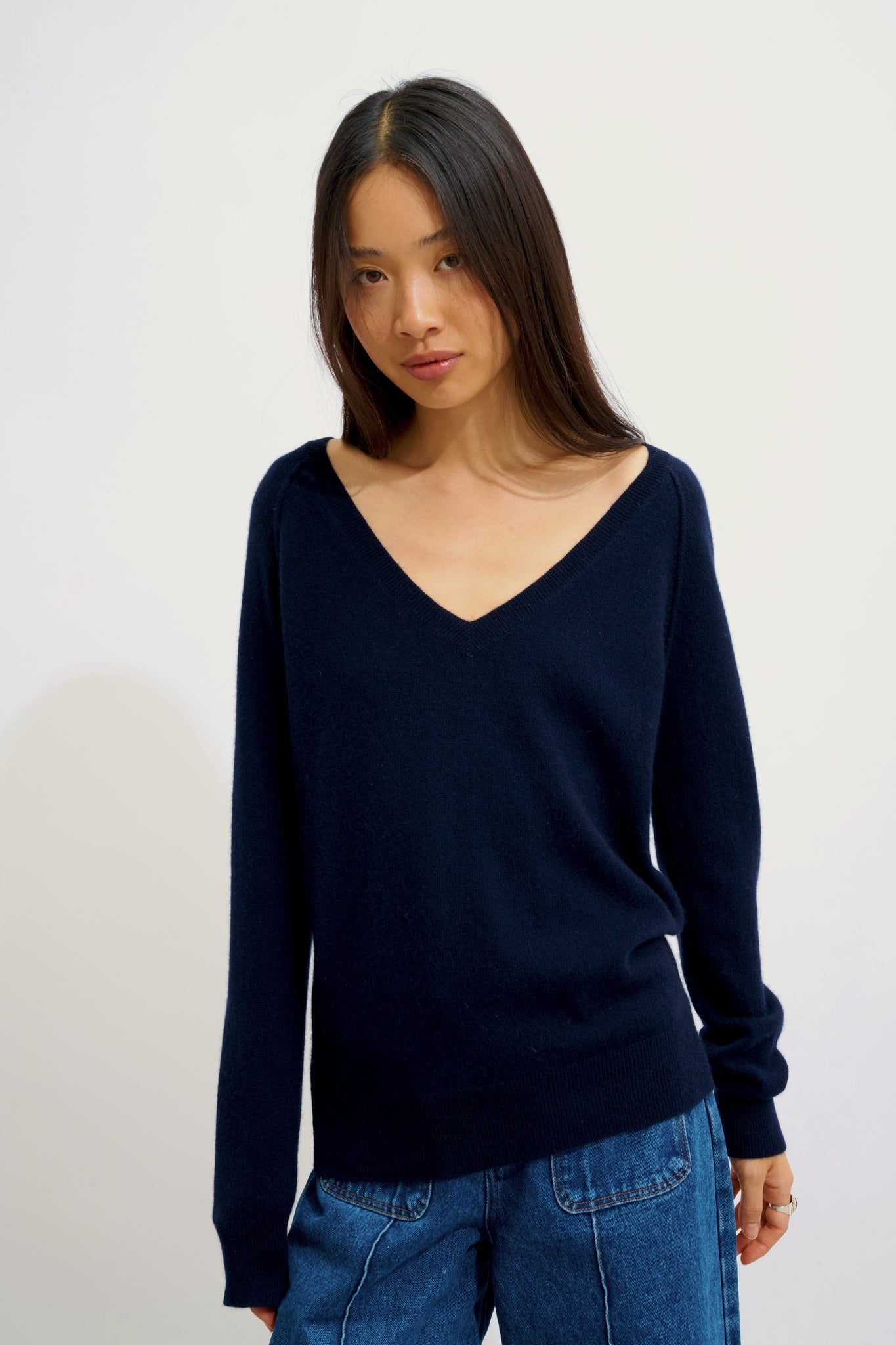 GIUSALET v-neck sweater navy 100% cashmere