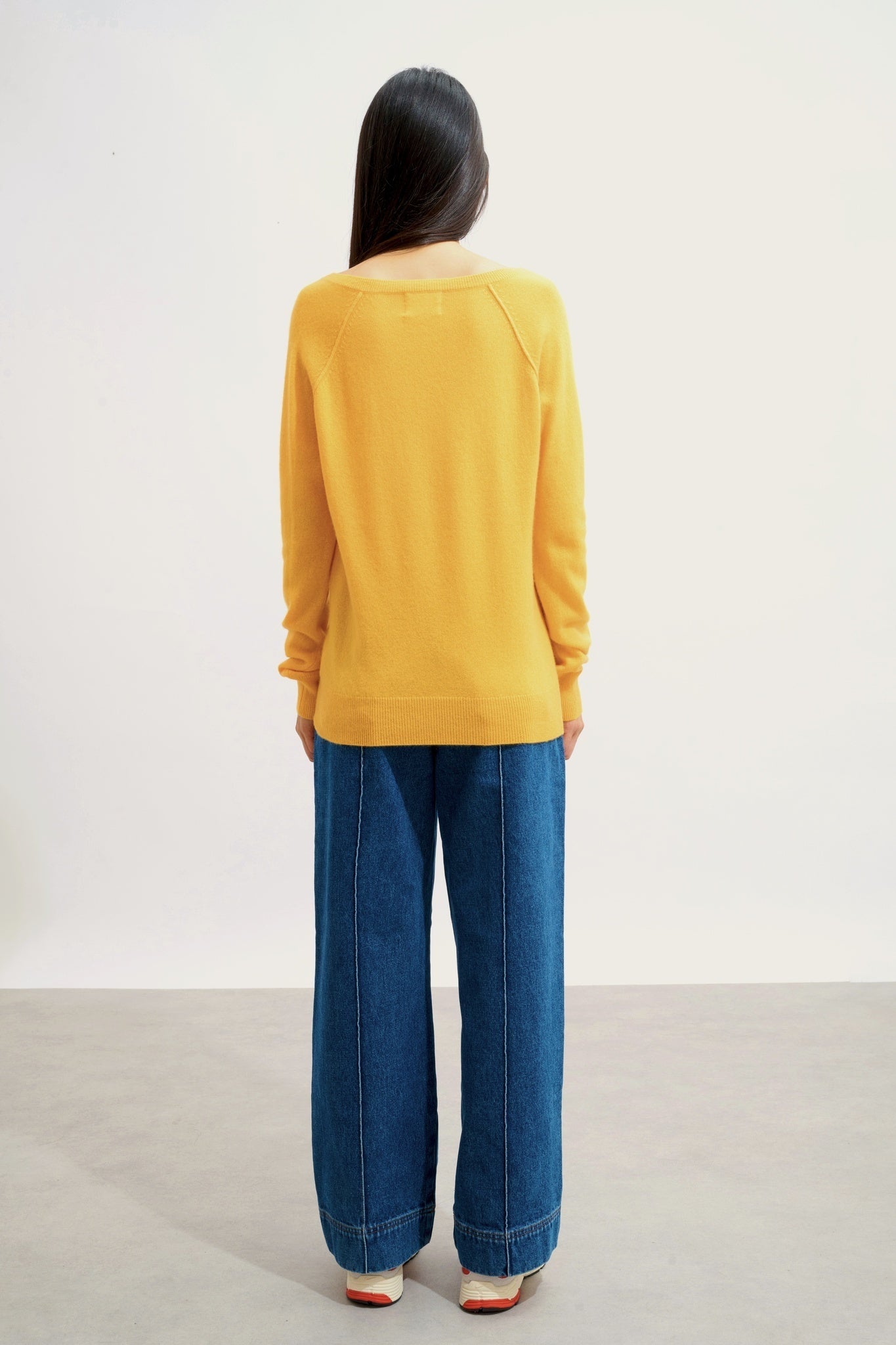 GIUSALET Pullover mit V-Ausschnitt Kleeblatt 100% Kaschmir