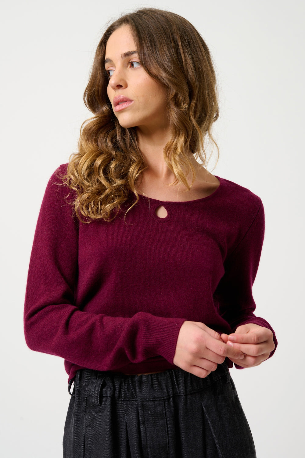 GLYDER boat-neck sweater drop front burgundy 100% cashmere