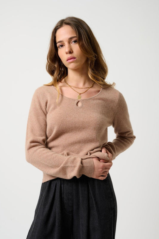 GLYDER Pullover Bootsausschnitt Tropfen vorne camel meliert 100% Kaschmir