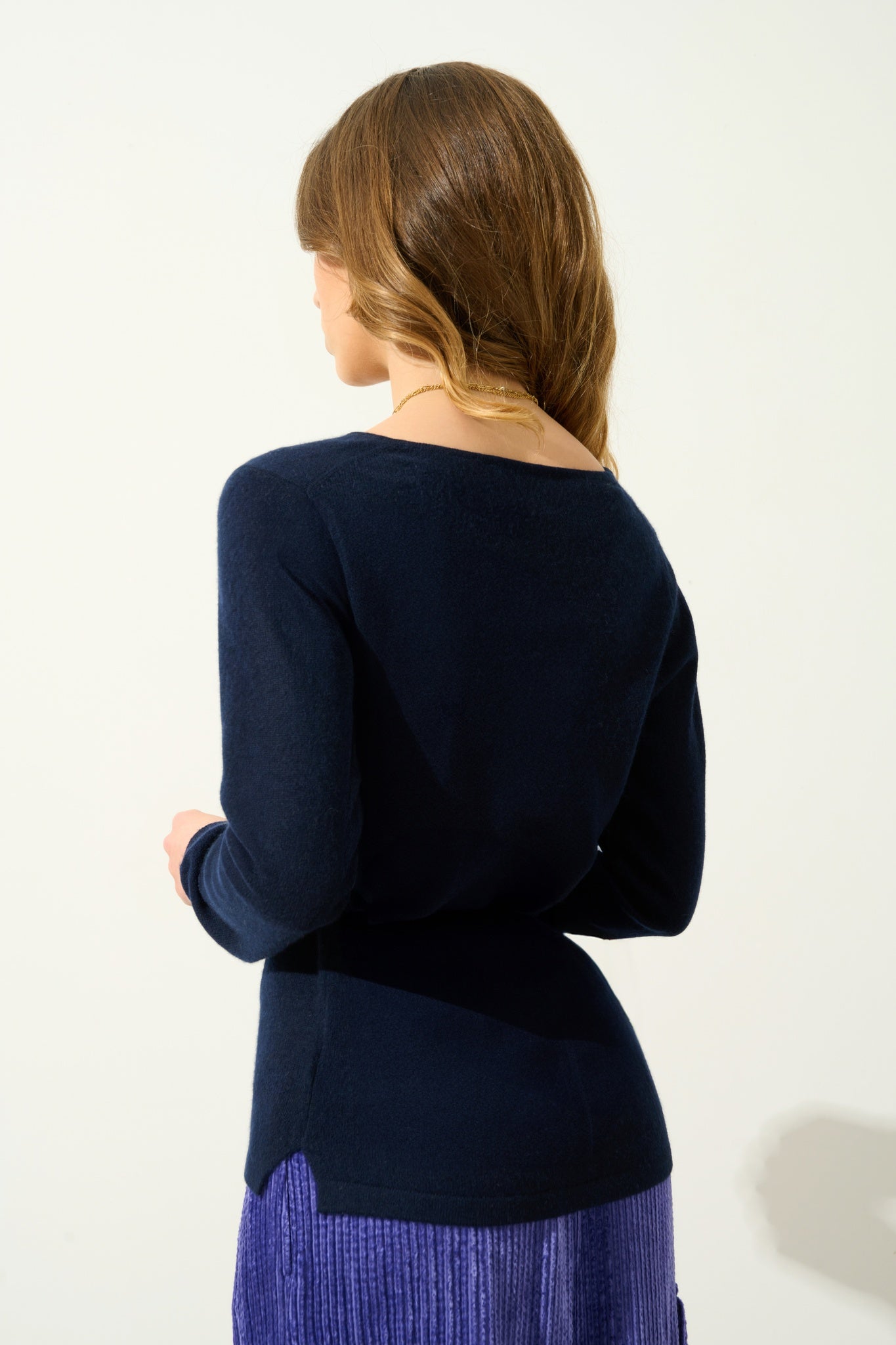 GLYDER pull col bateau goutte devant navy 100% cachemire