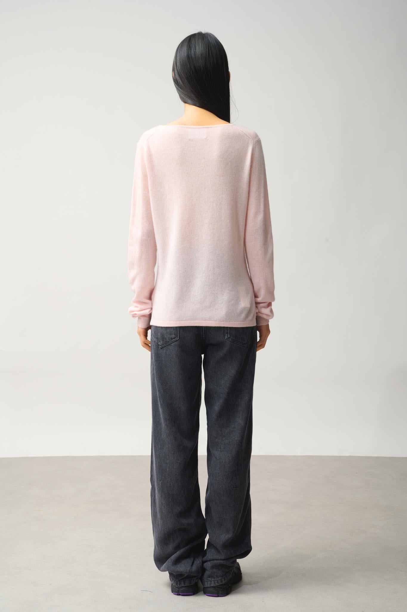 GLYDER pull col bateau goutte devant poudre 100% cachemire