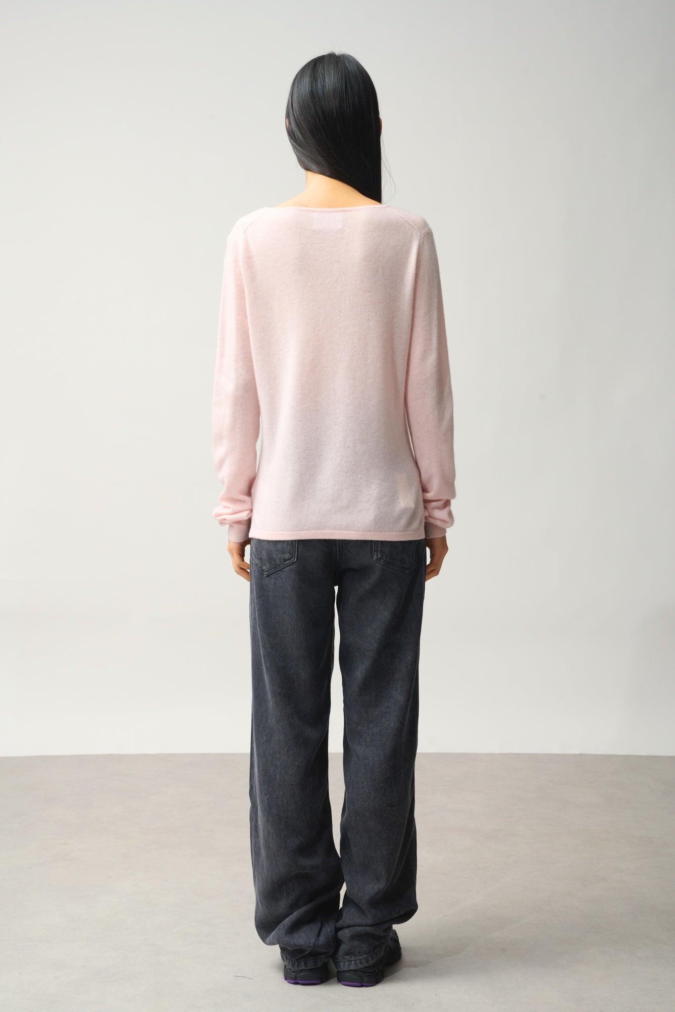 GLYDER pull col bateau goutte devant poudre 100% cachemire