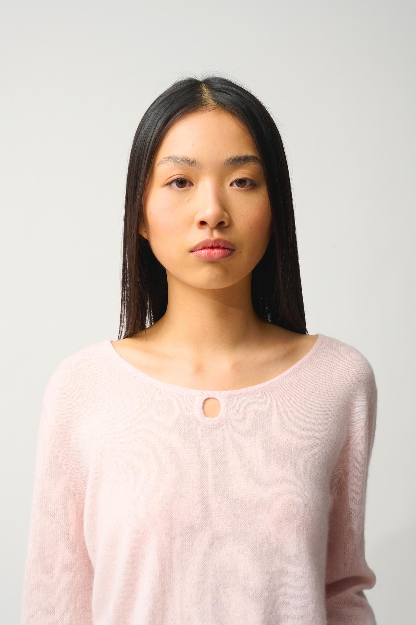 GLYDER pull col bateau goutte devant poudre 100% cachemire