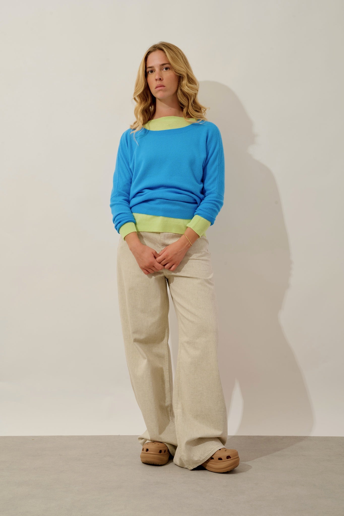 GOLÉON pull chauve souris bleu celeste 100% cachemire