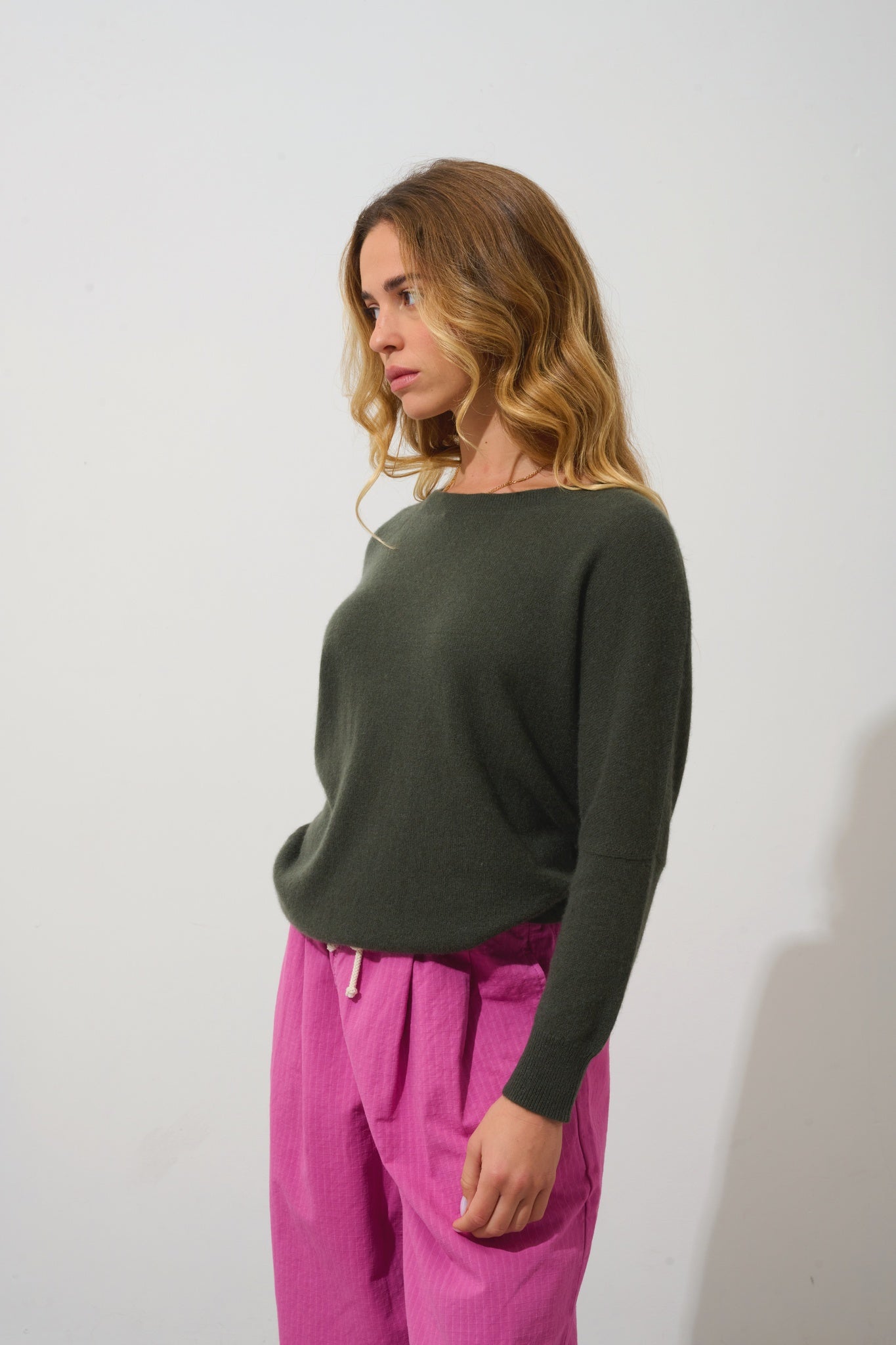 GOLÉON pull chauve souris kaki 100% cachemire