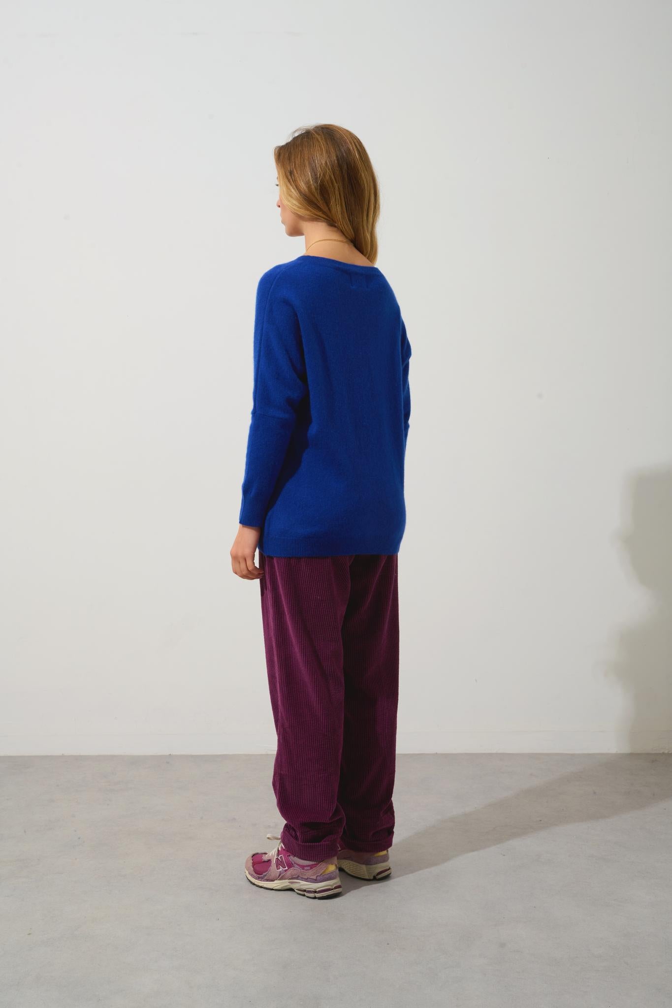 GOLÉON ultramarine bat sweater 100% cashmere