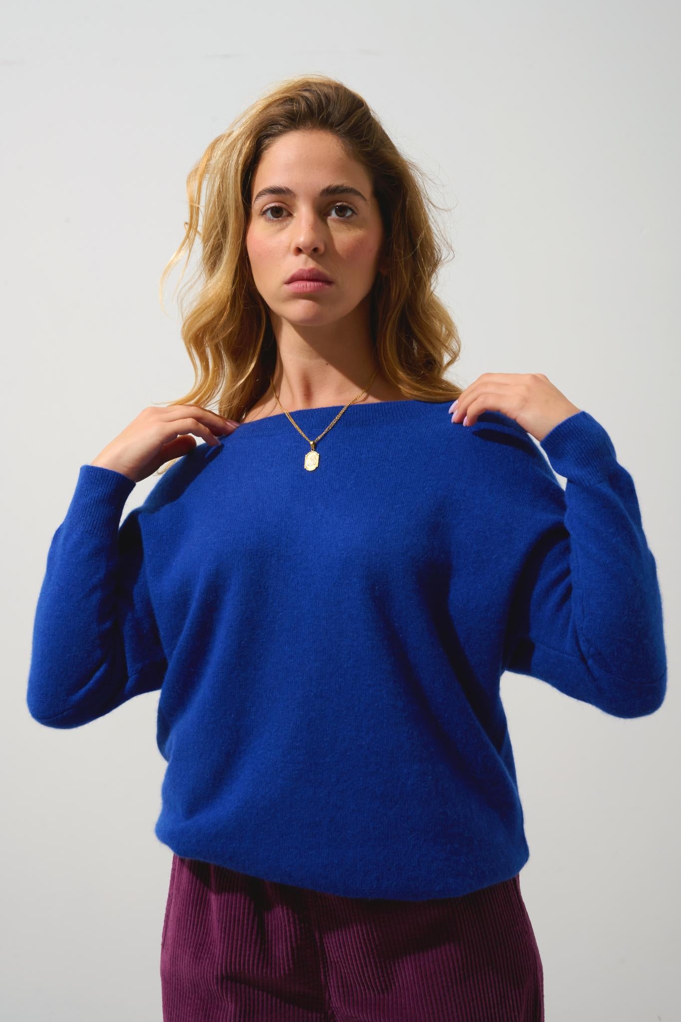 GOLÉON ultramarine bat sweater 100% cashmere