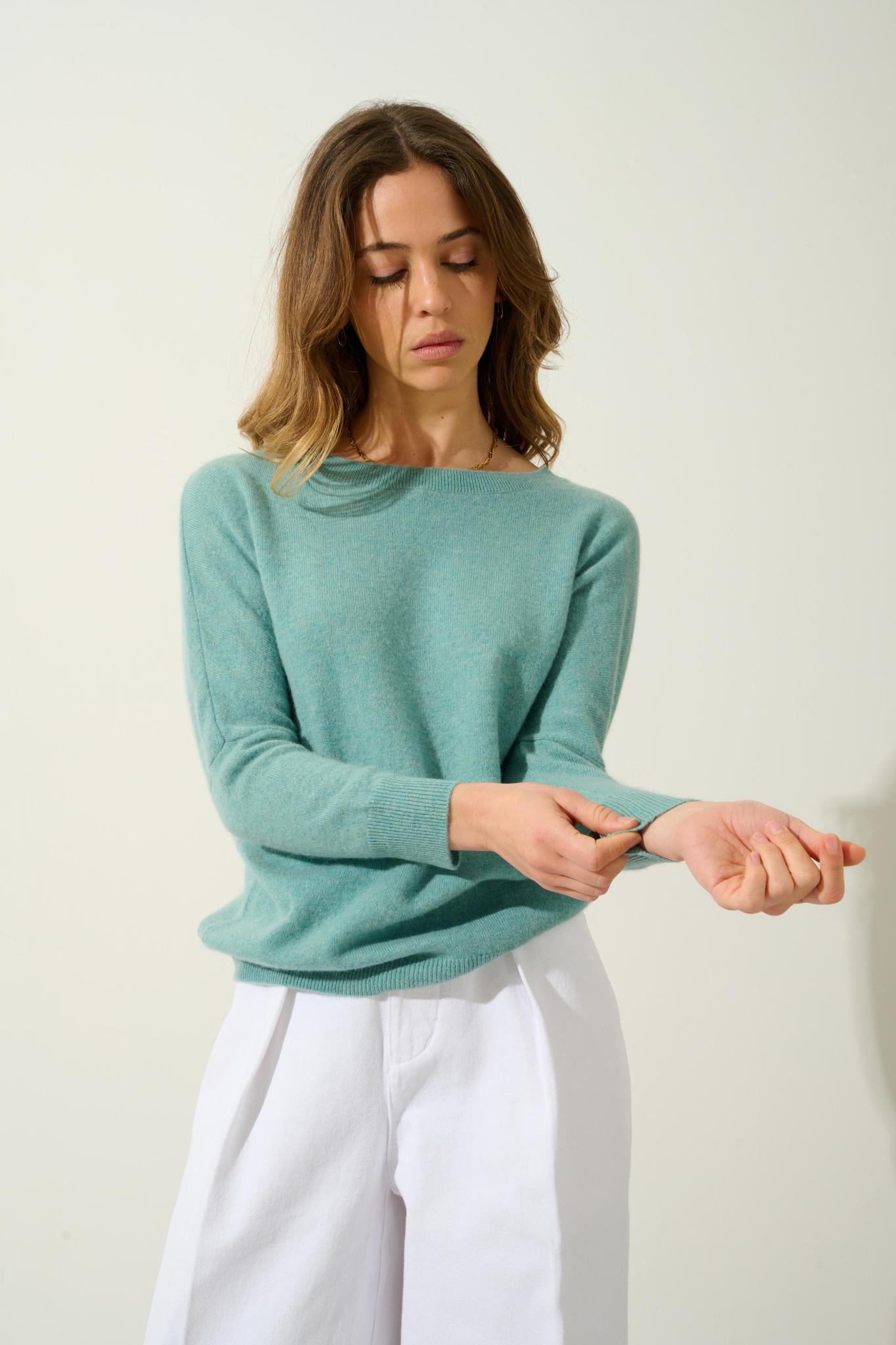 GOLÉON mottled green bat sweater 100% cashmere