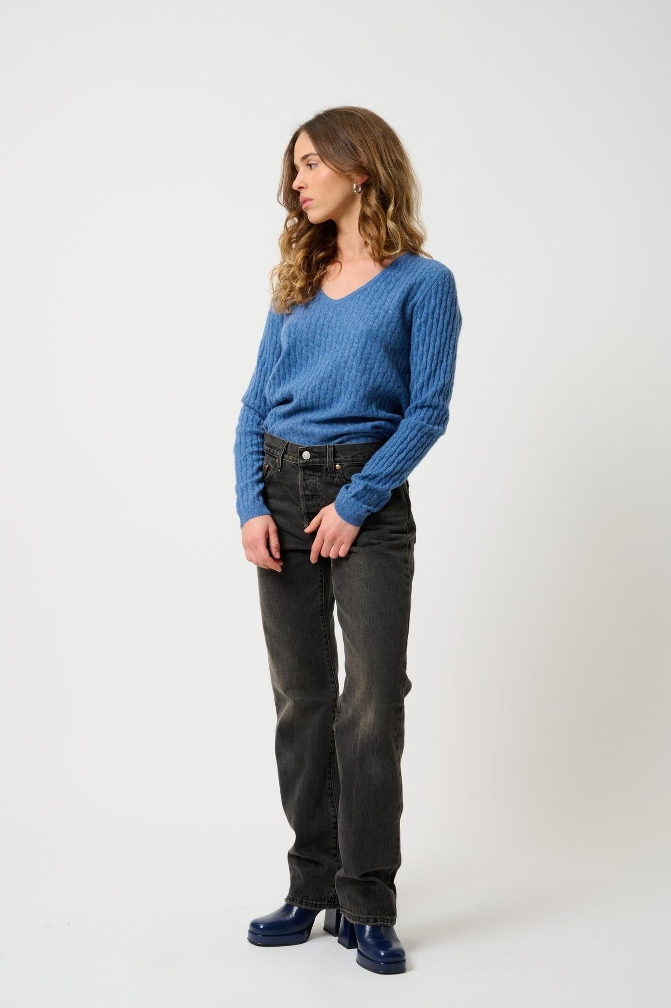 GRASMOOR Jeansblauer Pullover mit V-Ausschnitt, 100 % Kaschmir