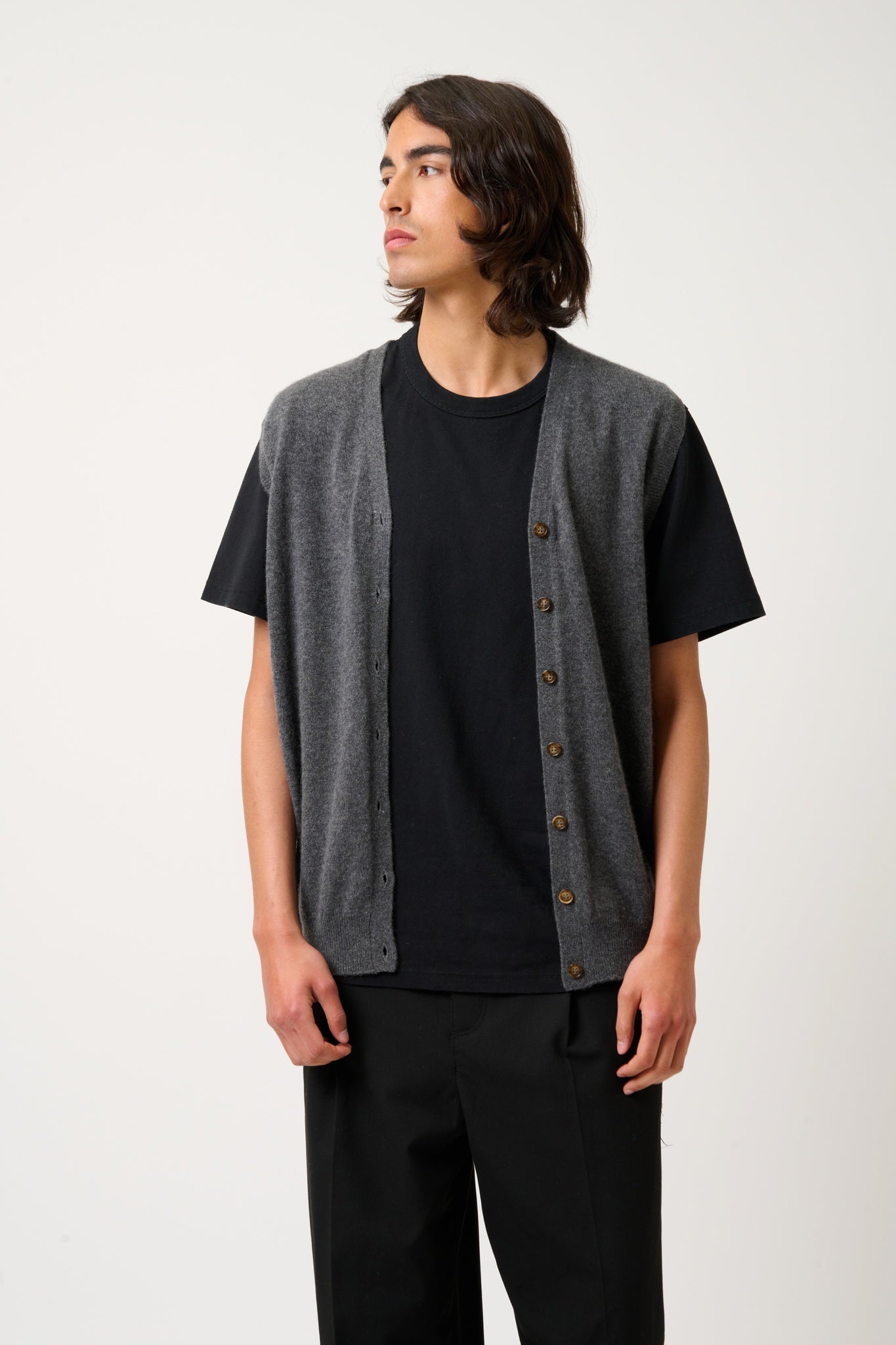 HUGO cardigan col v sans manches anthracite chiné 100% cachemire