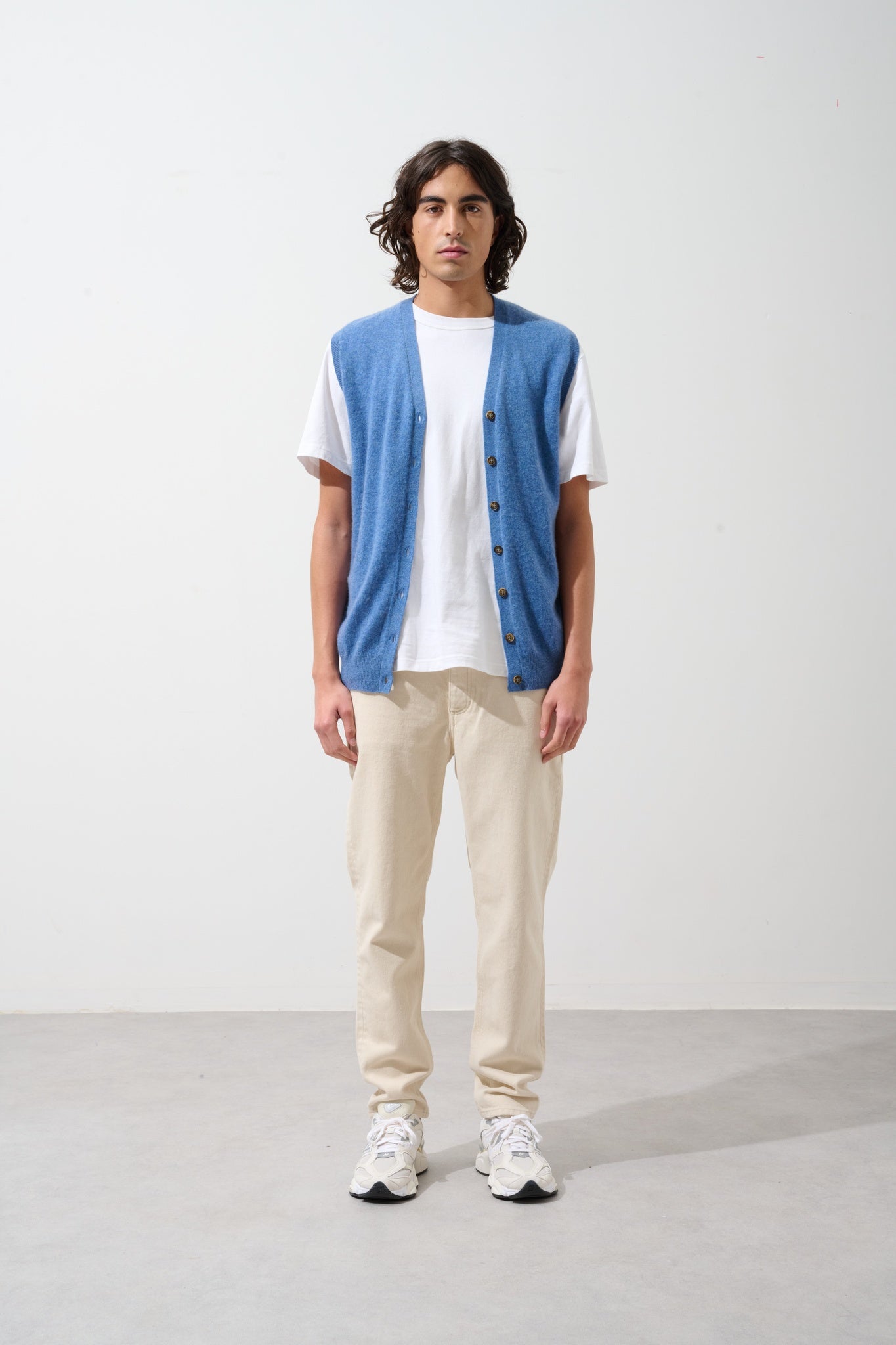 HUGO cardigan col v sans manches bleu denim 100% cachemire