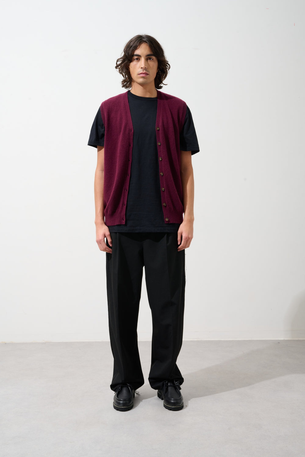 HUGO mulberry sleeveless v-neck cardigan 100% cashmere