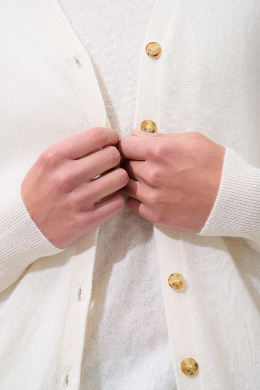 HUGO sleeveless v-neck cardigan snow 100% cashmere