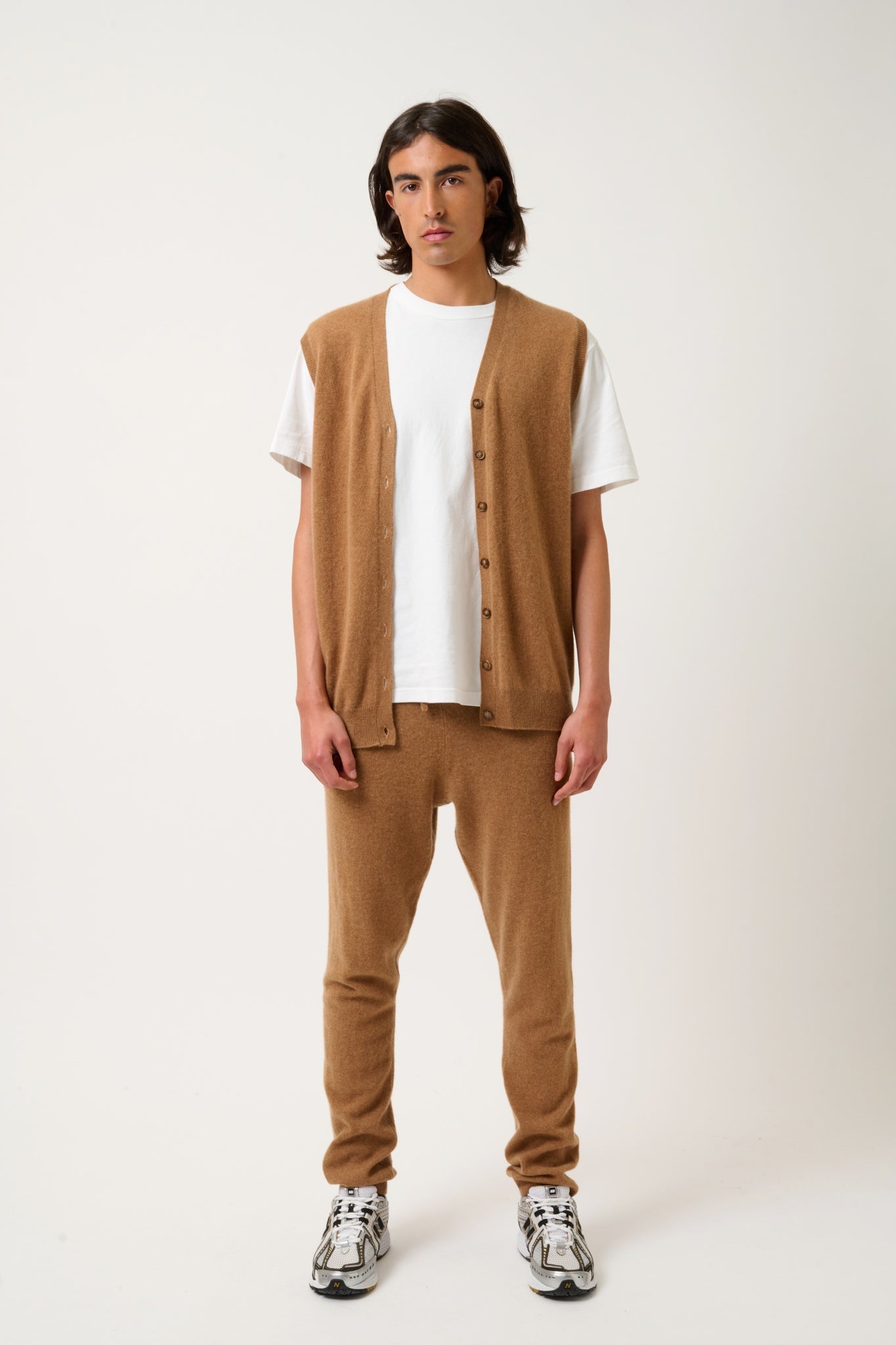 HUGO cardigan col v sans manches noisette 100% cachemire