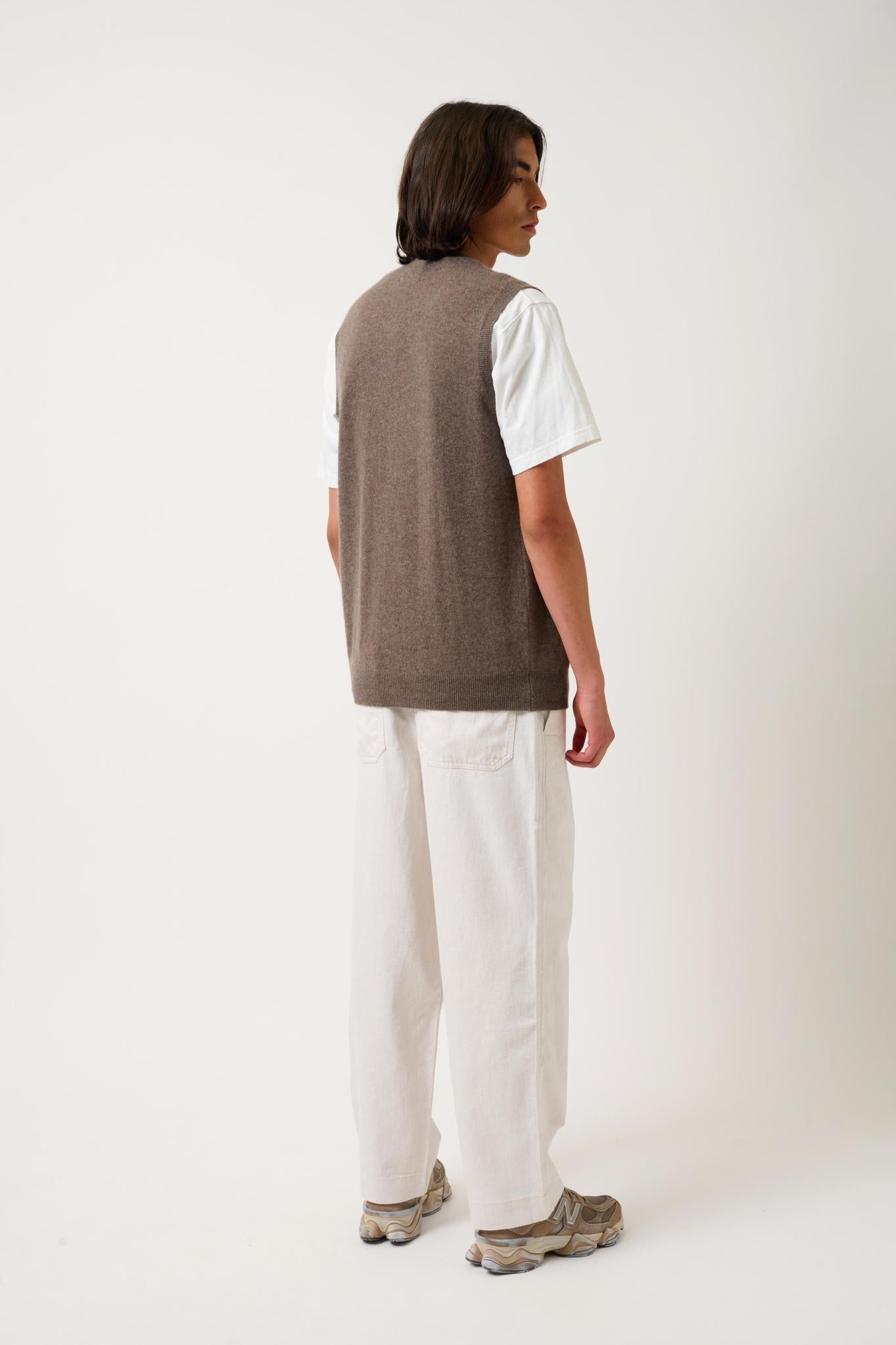 HUGO cardigan v-neck sleeveless taupe mottled 100% cashmere