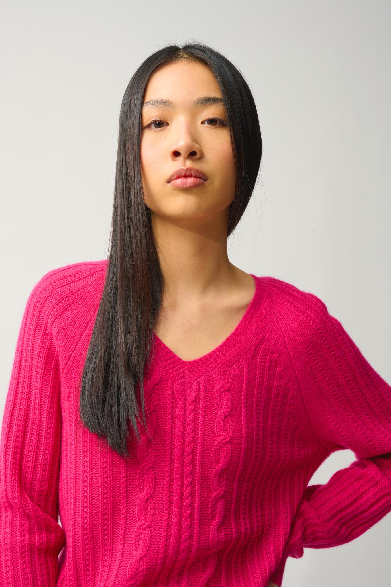 INDIRA v-neck pullover 6 threads fuchsia 100% cashmere