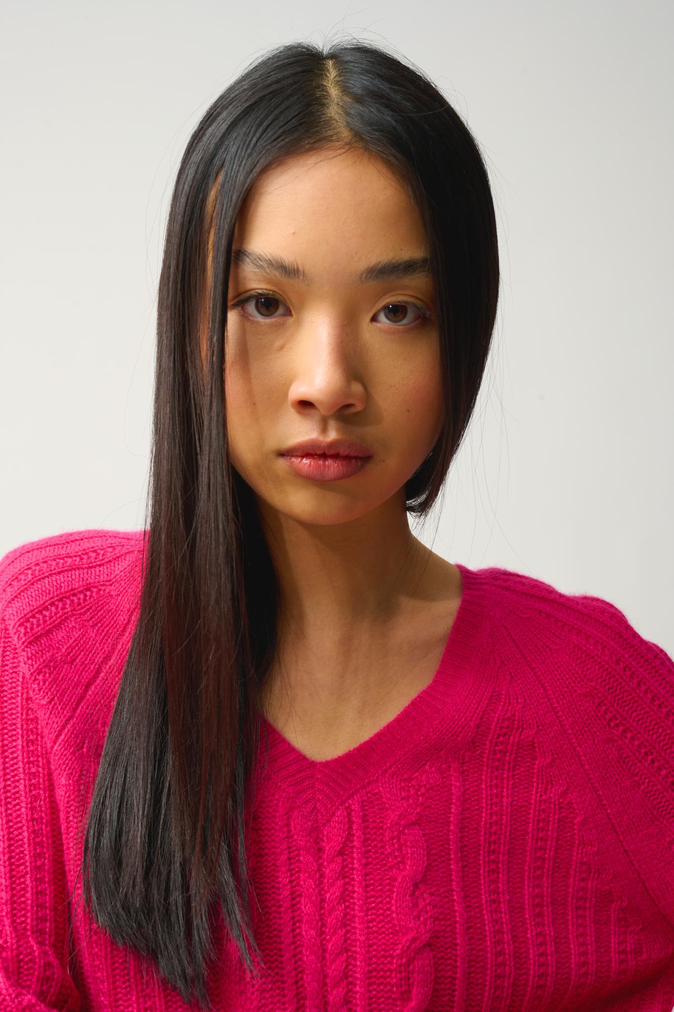 INDIRA v-neck pullover 6 threads fuchsia 100% cashmere