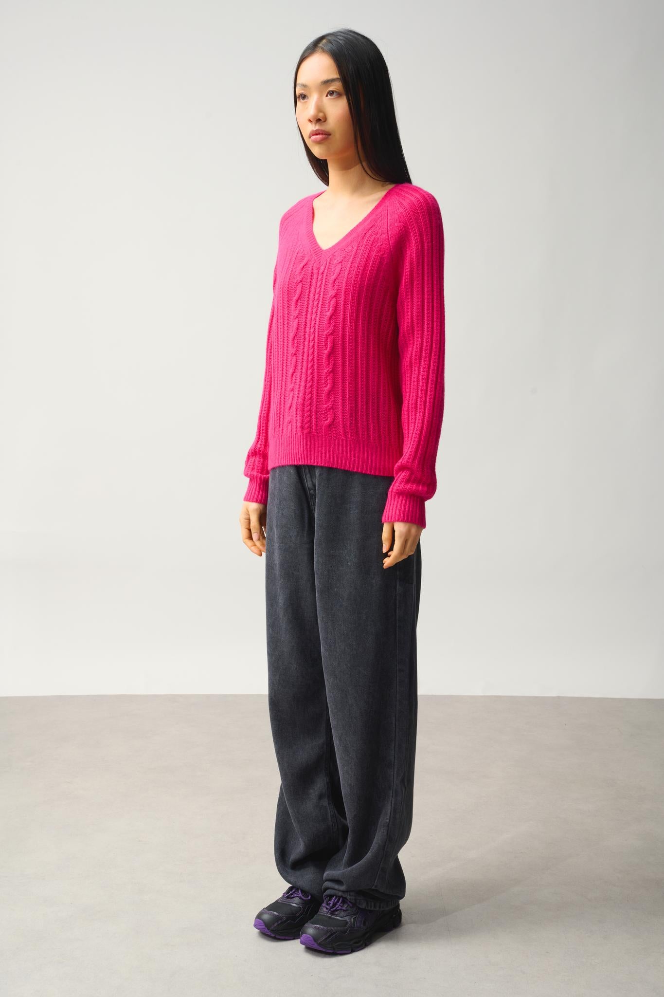 INDIRA v-neck pullover 6 threads fuchsia 100% cashmere