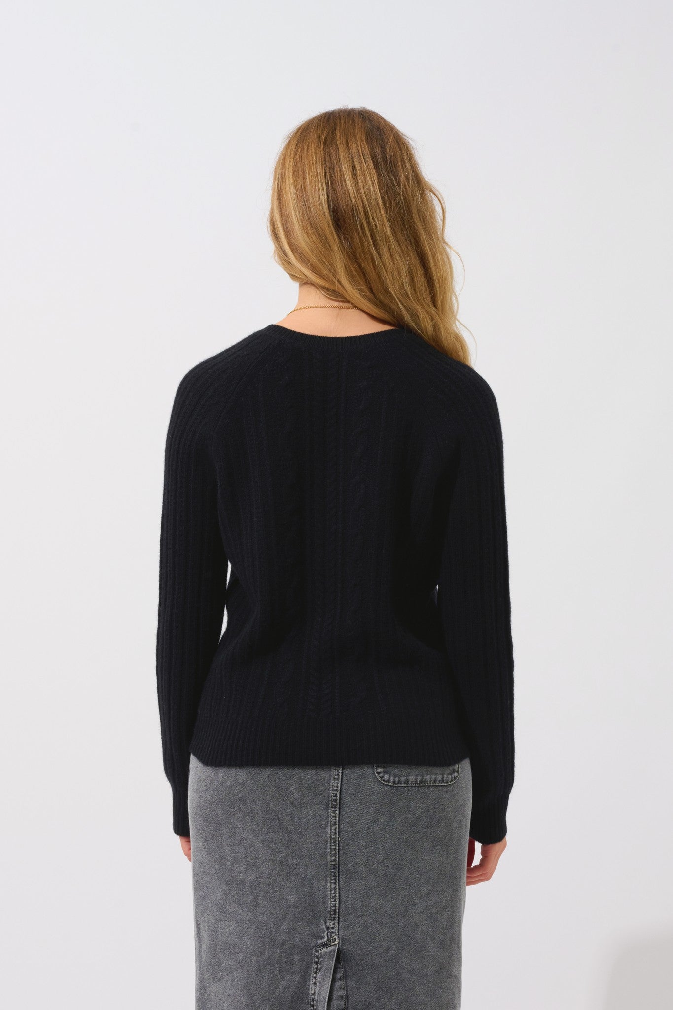 indira pull col v 6 fils noir 100% cachemire