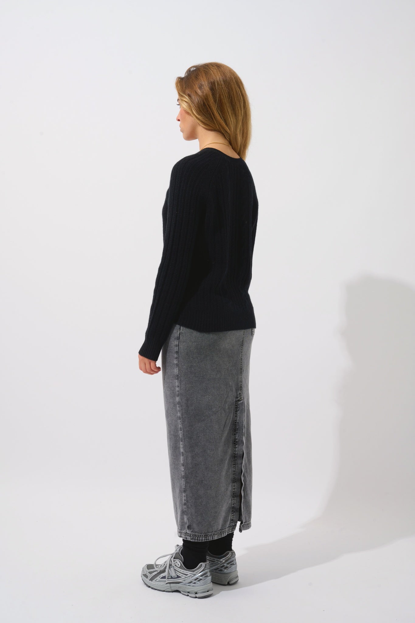 INDIRA pull col v 6 fils noir 100% cachemire