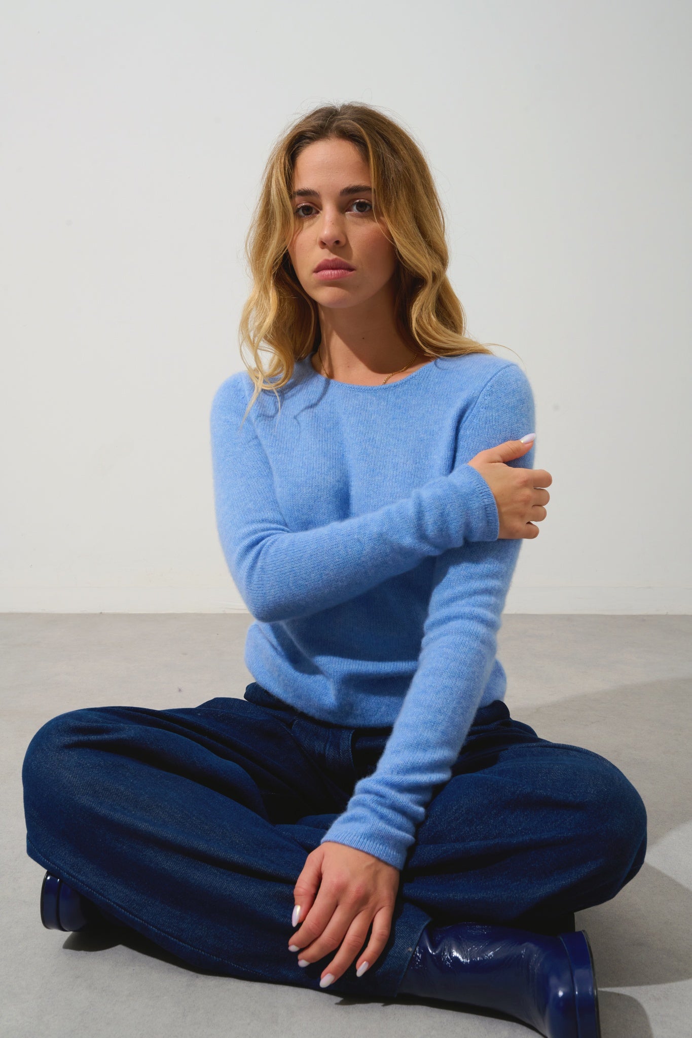 IVY Pullover mit Rundhalsausschnitt 4 Fäden sky 100% Kaschmir