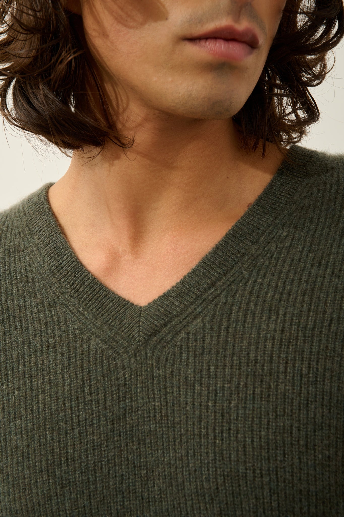 JARDON pull col v kaki chiné 100% cachemire