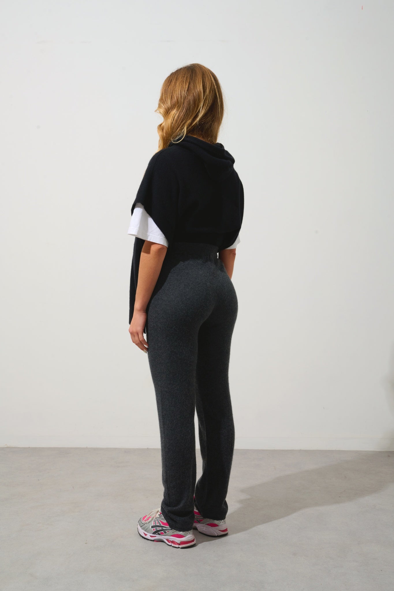 JIGME 100 % Kaschmir melierter Carbon-Jogginganzug