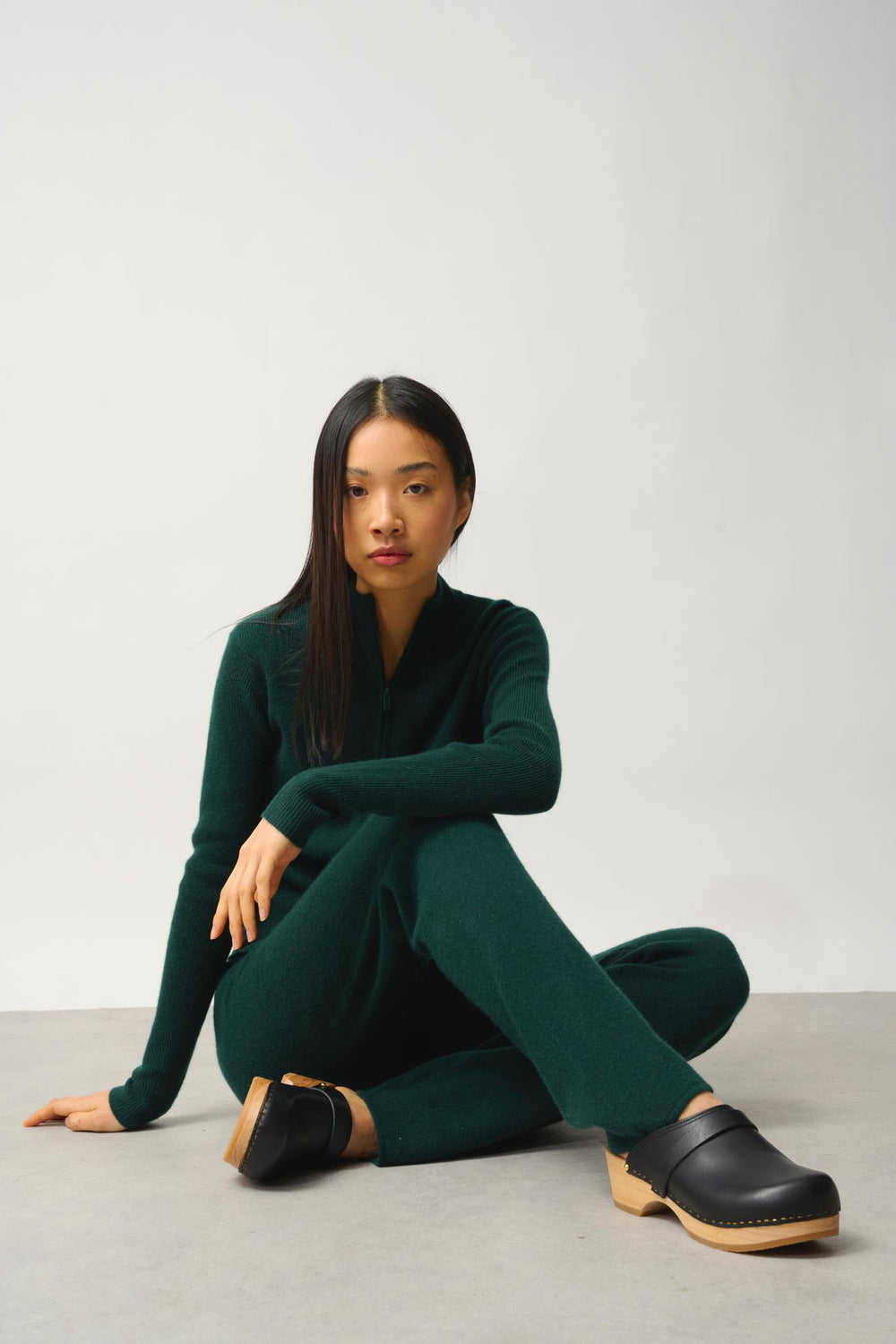 JIGME cypress jogging suit 100% cashmere