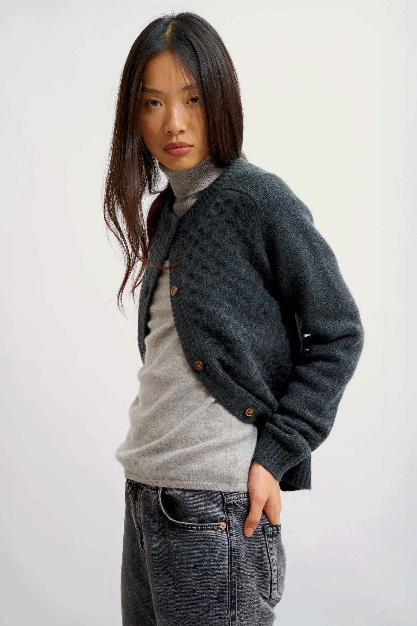 JINPA cardigan col rond 8 fils carbone chiné 100% cachemire